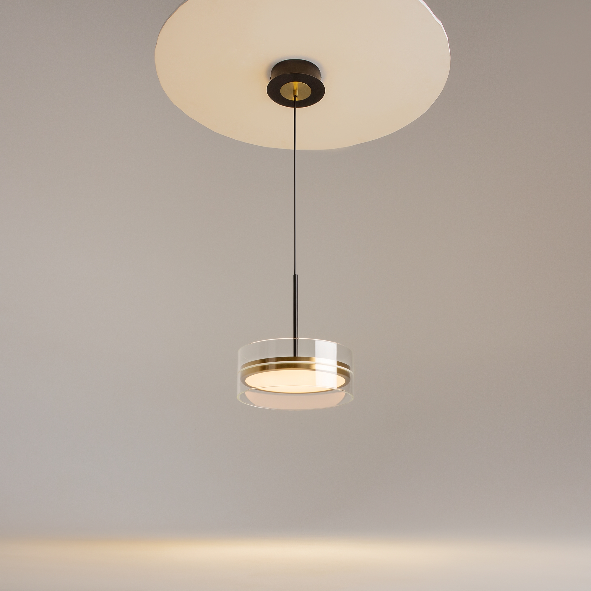 картинка Подвесной светильник Maytoni MOD348PL-L18BBS3K