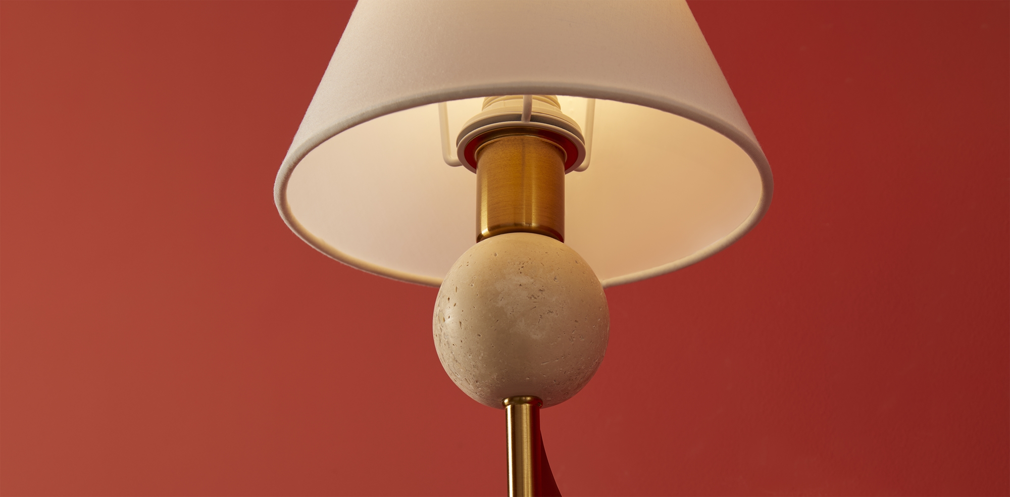 картинка Настенный светильник (бра) Freya FR2043WL-01BS