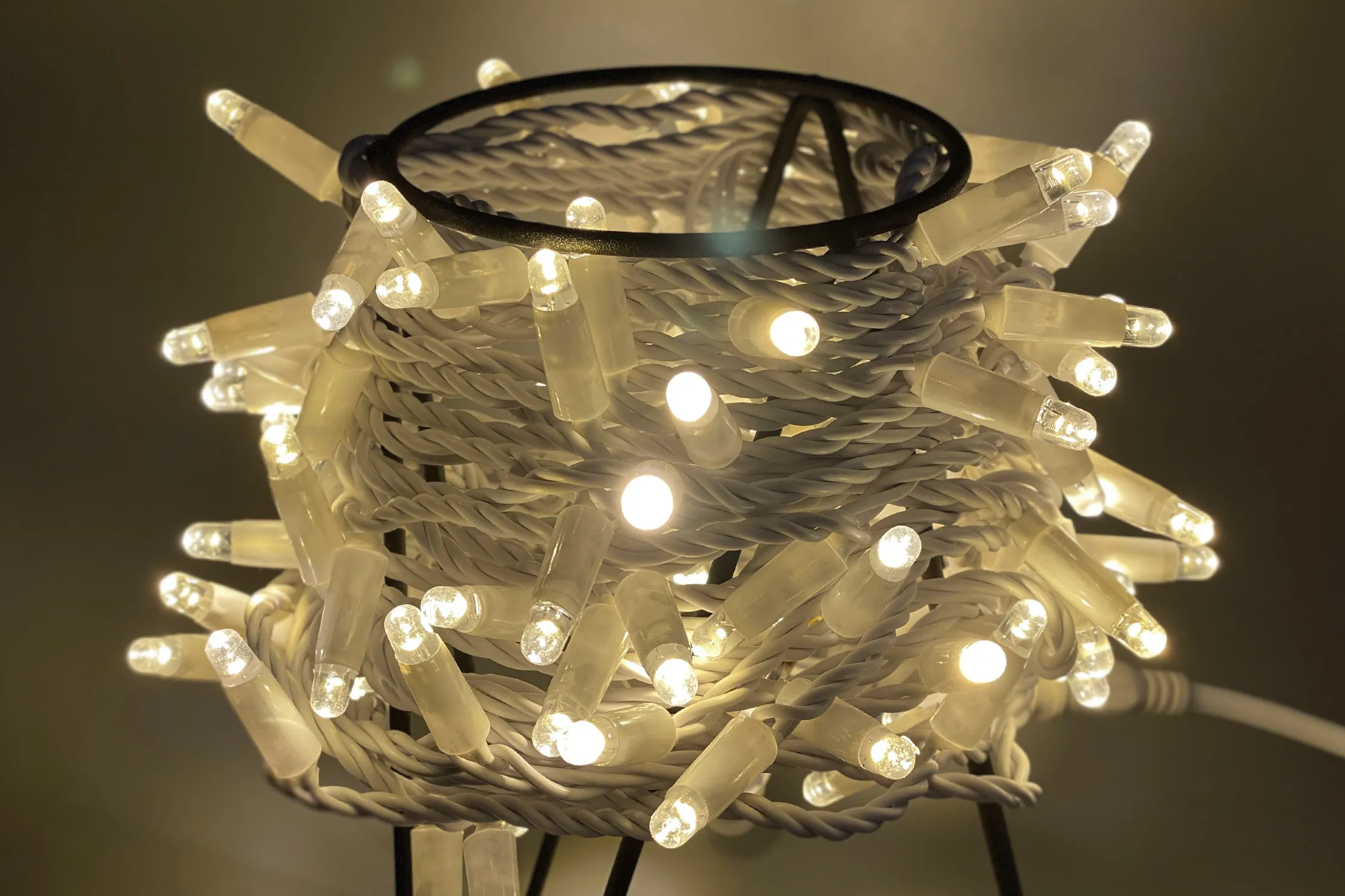 картинка Светодиодная гирлянда нить 10м, 24В, статика, белый провод, теплая белая