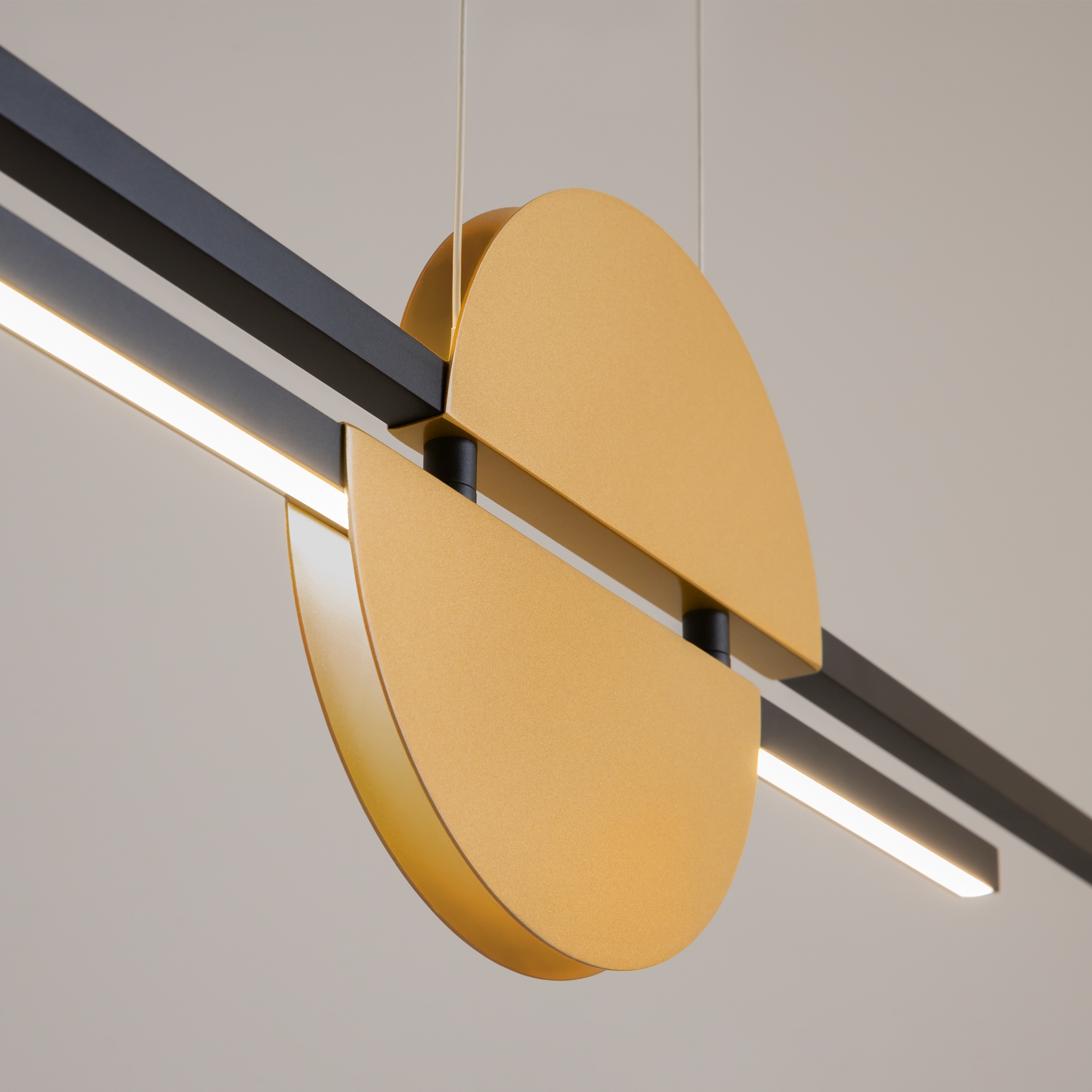 картинка Подвесной светильник Maytoni MOD179PL-L26BS4K