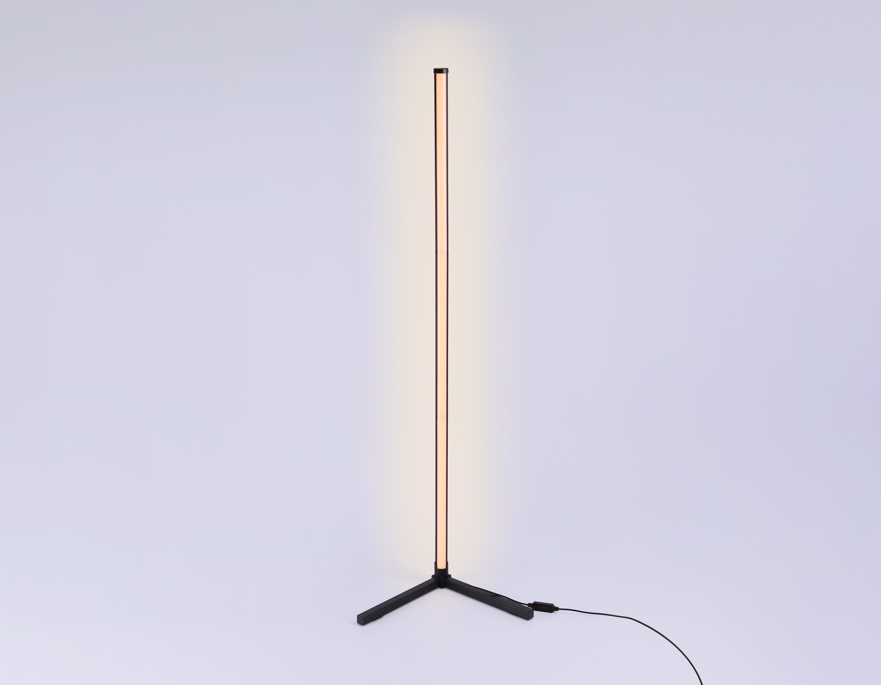 картинка Светильник светодиодный напольный RGB с пультом