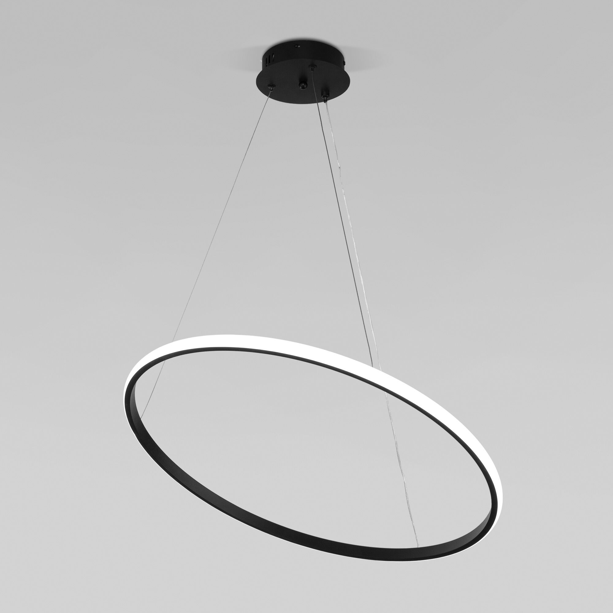 картинка Подвесной светодиодный светильник с пультом управления 90264/1 черный