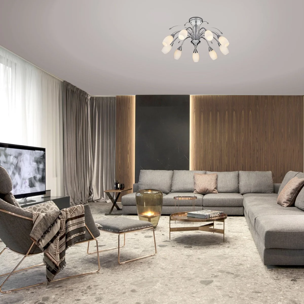 картинка Люстра потолочная с плафонами из стекла 22080/9 хром