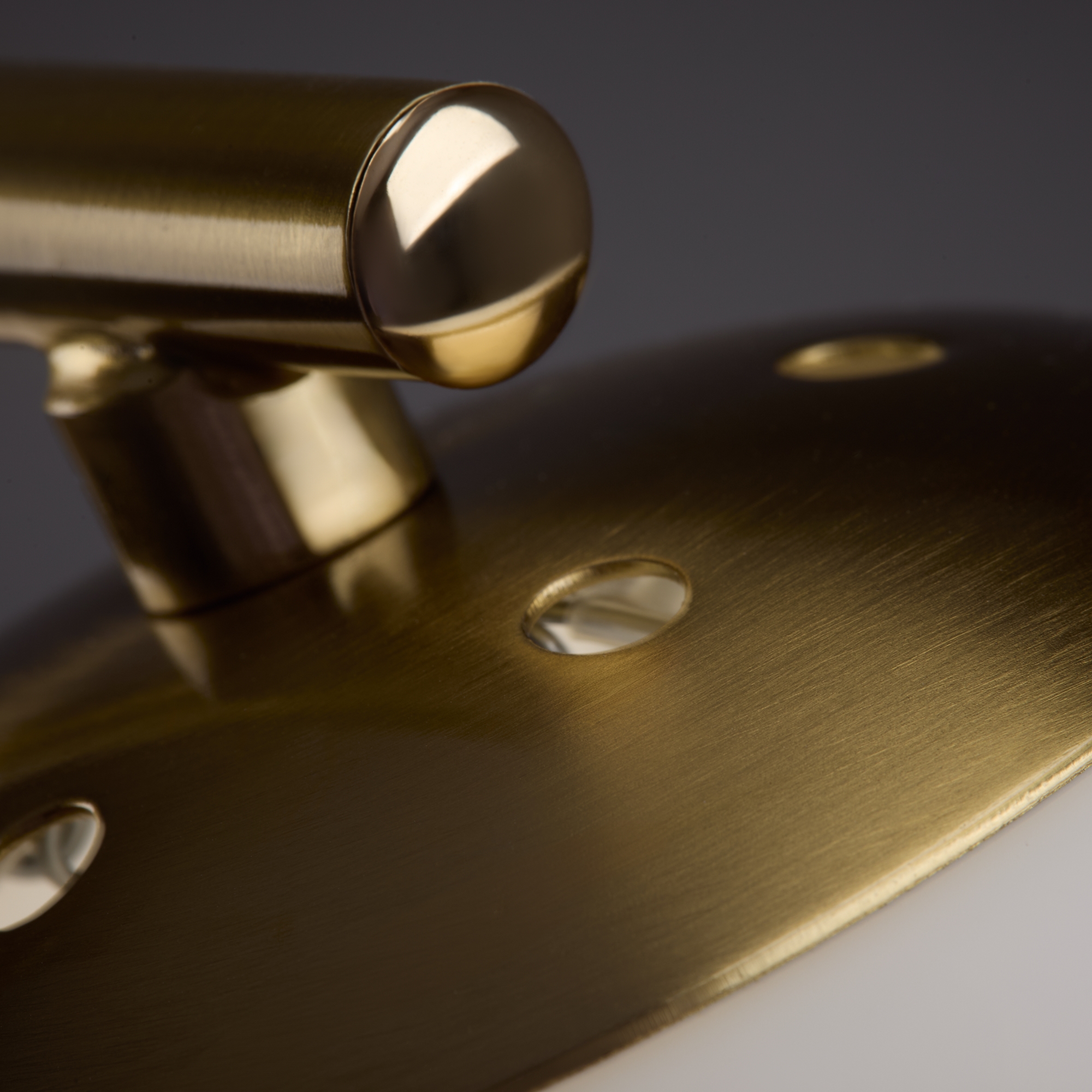 картинка Потолочный светильник Freya FR5443CL-04BS