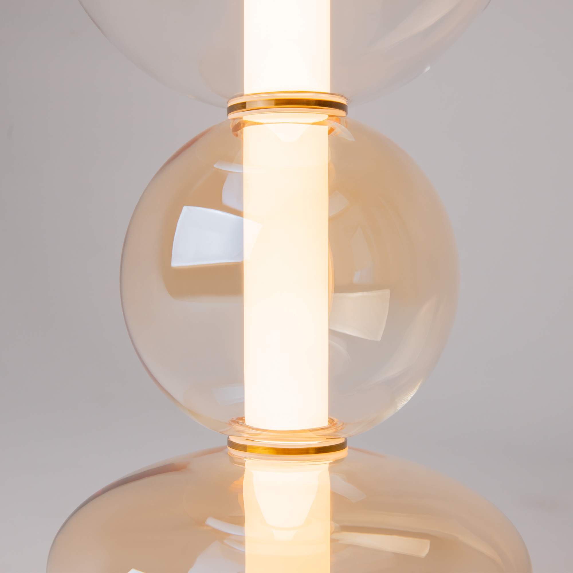 картинка Подвесной светильник Maytoni MOD307PL-L24BS3K