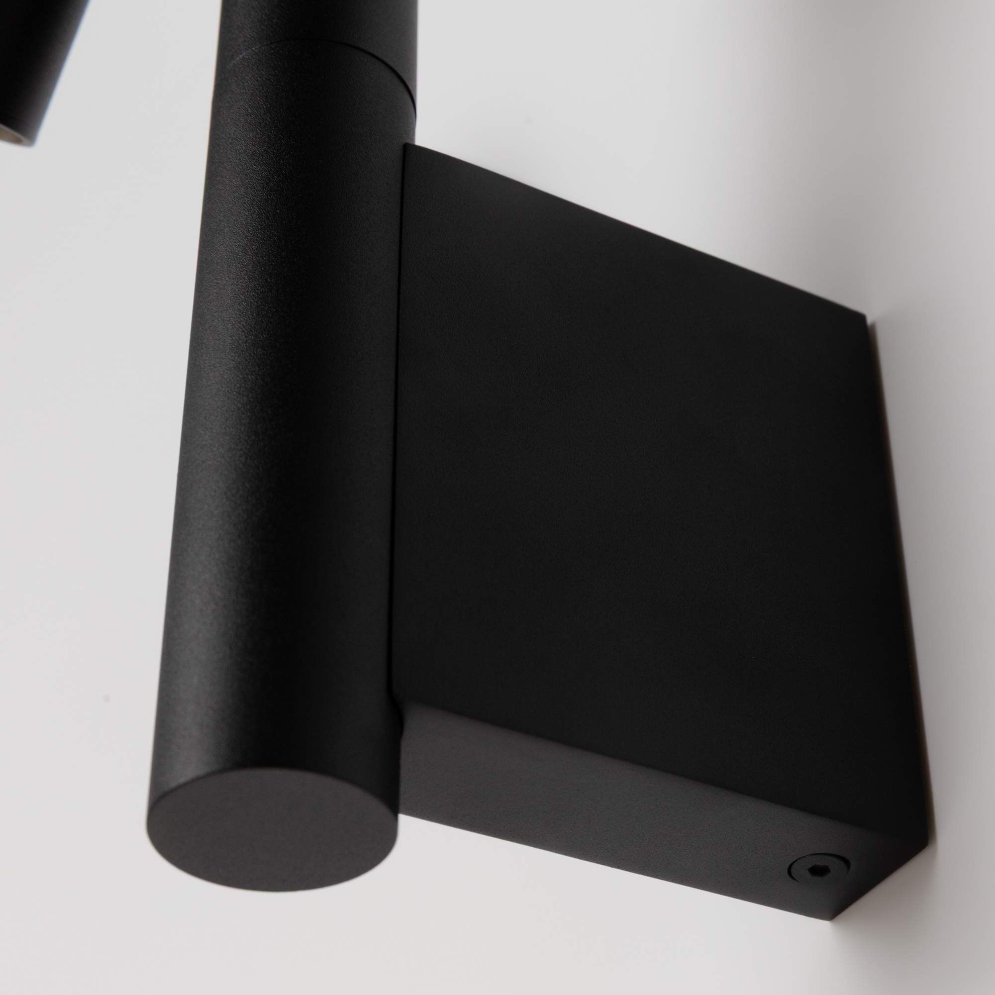 картинка Настенный светильник (бра) Maytoni MOD433WL-L3B3K