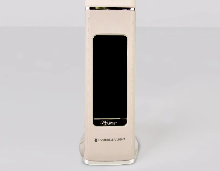 картинка Светодиодная настольная лампа с дисплеем DE511