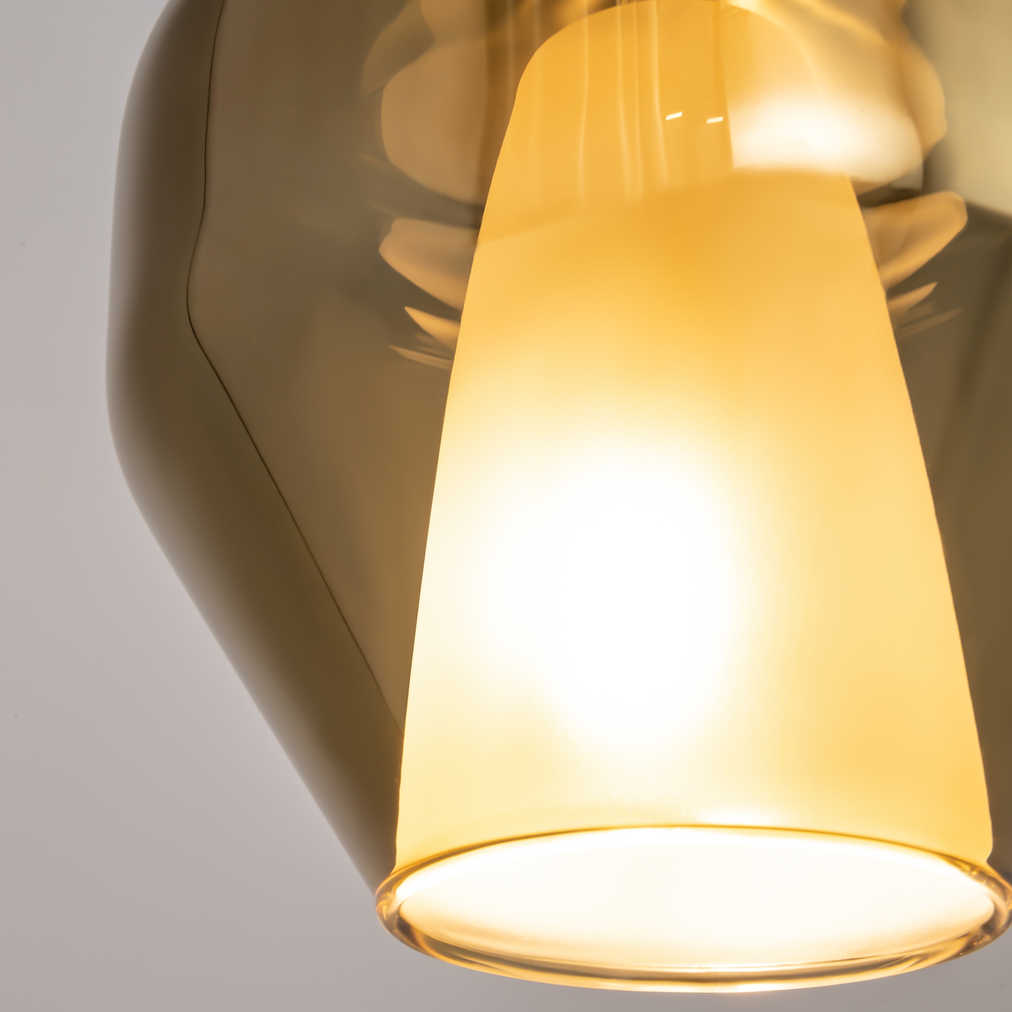 картинка Подвесной светильник Maytoni MOD271PL-01B4