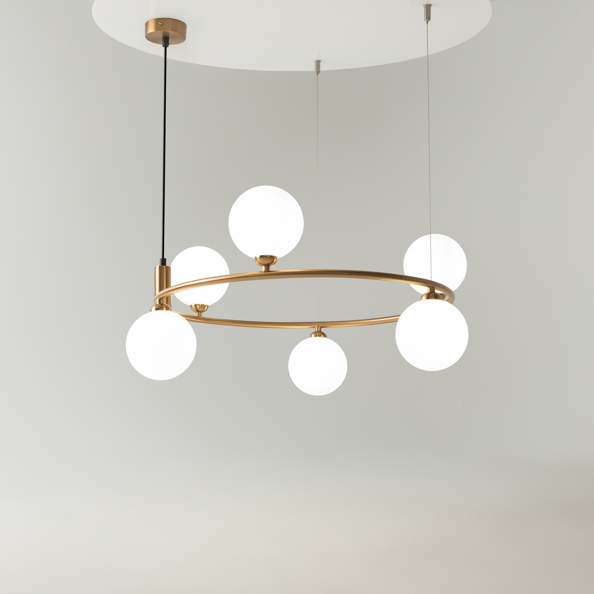 картинка Подвесной светильник Maytoni MOD013PL-06BS1