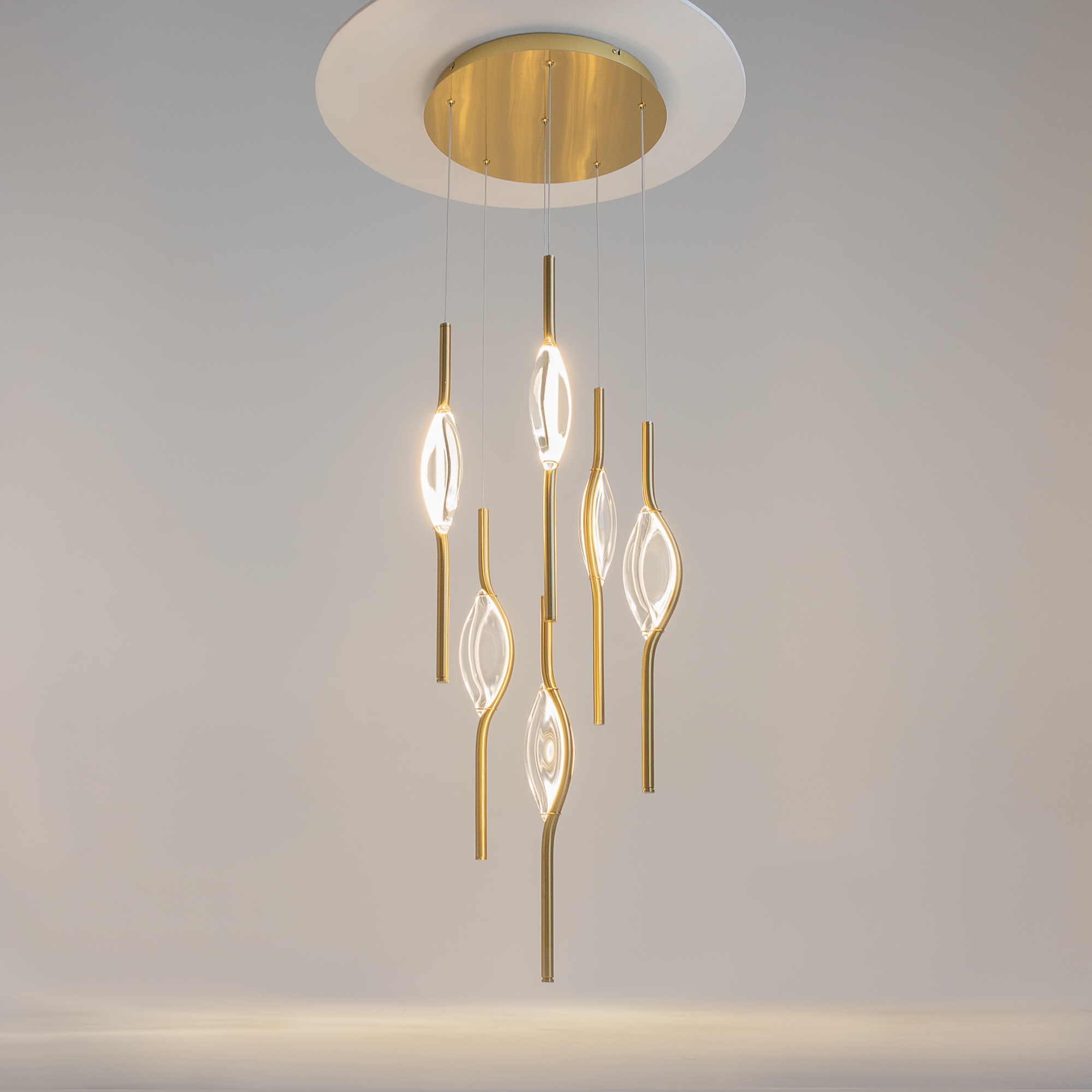 картинка Подвесной светильник Maytoni MOD347PL-L48BS3K