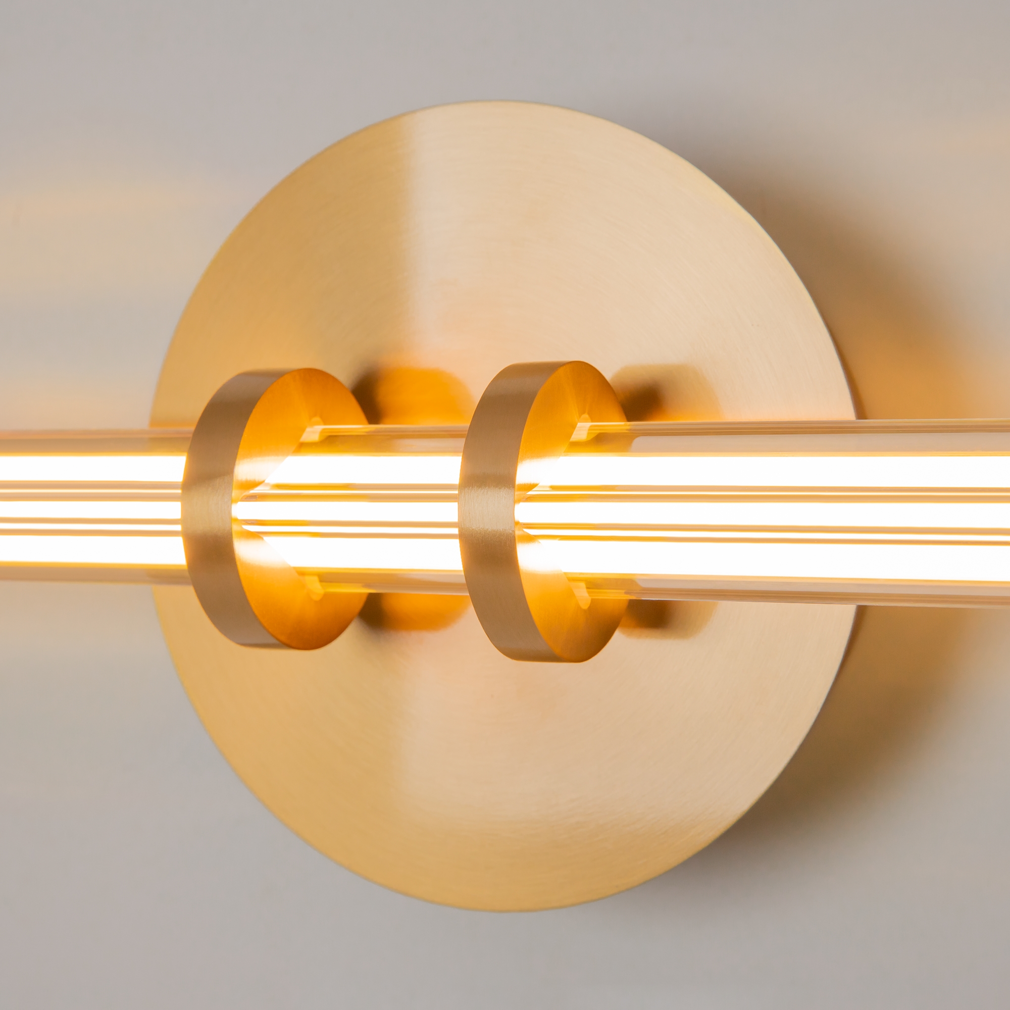 картинка Настенный светильник (бра) Maytoni MOD340WL-L10BS3K