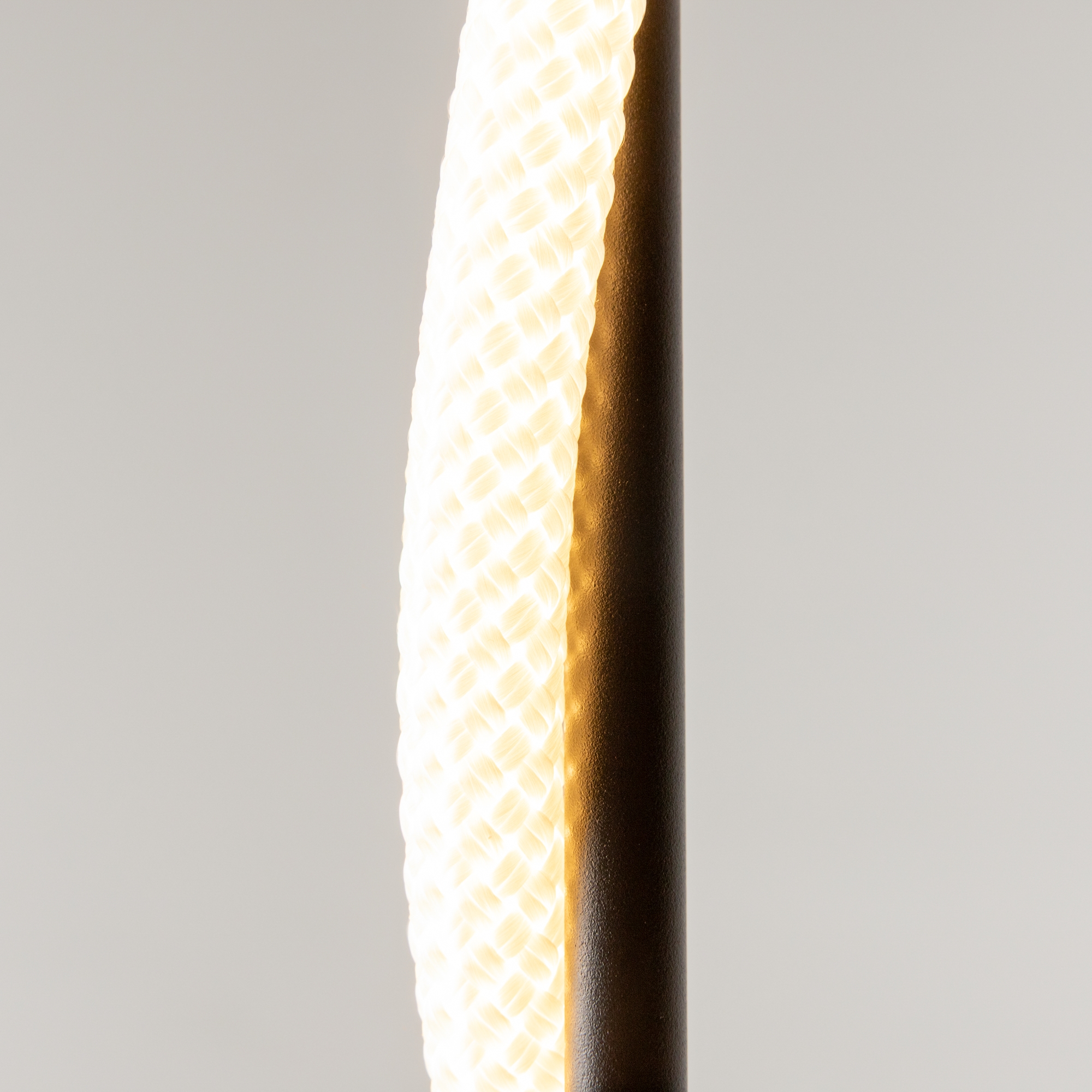 картинка Напольный светильник (торшер) Maytoni MOD166FL-L15B3K