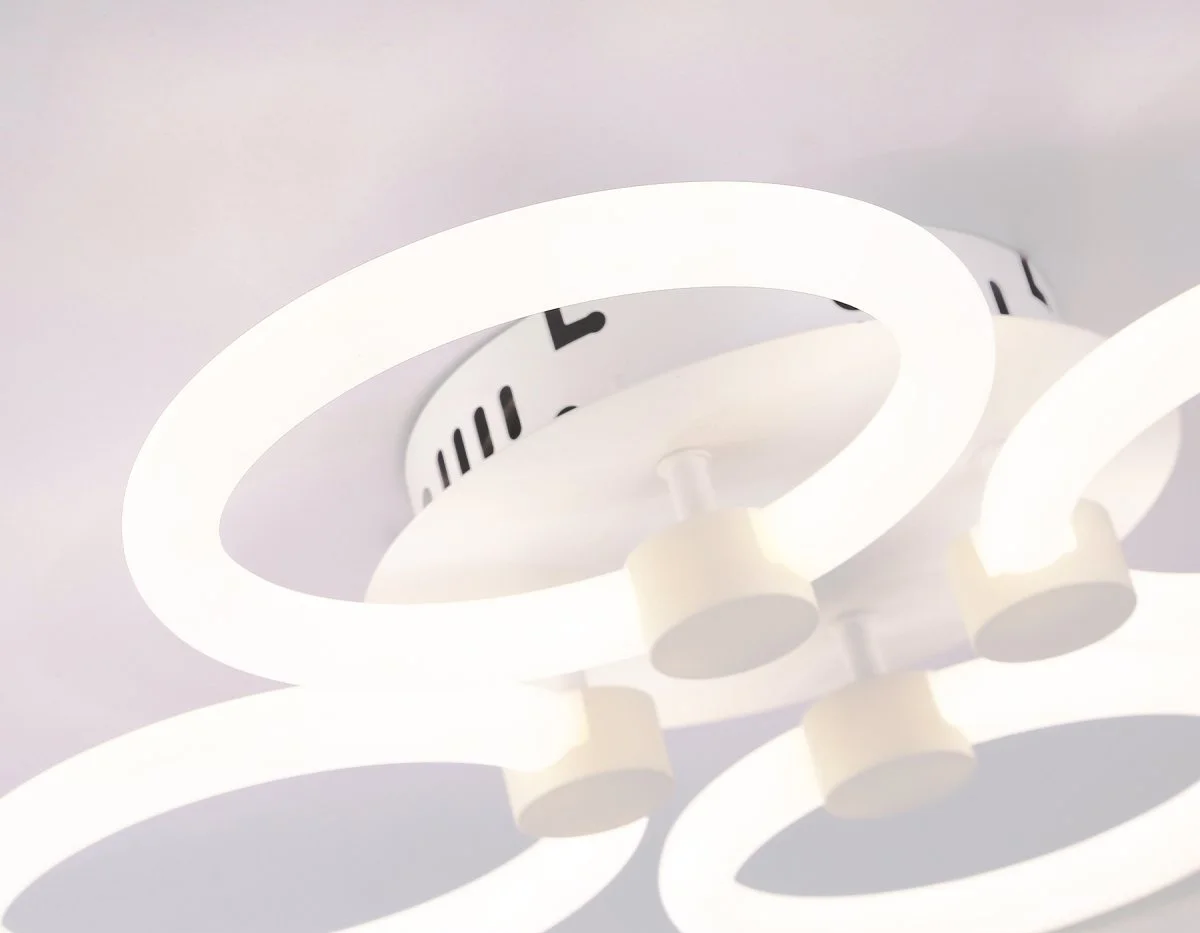 картинка Потолочный светодиодный светильник с пультом