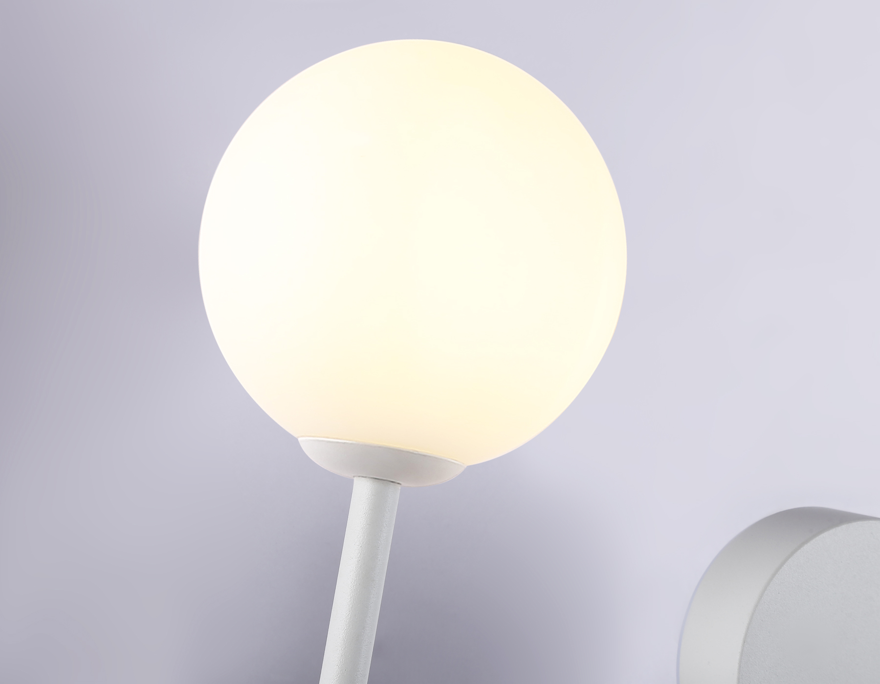 картинка Настенный светодиодный светильник со сменной лампой  FL66388