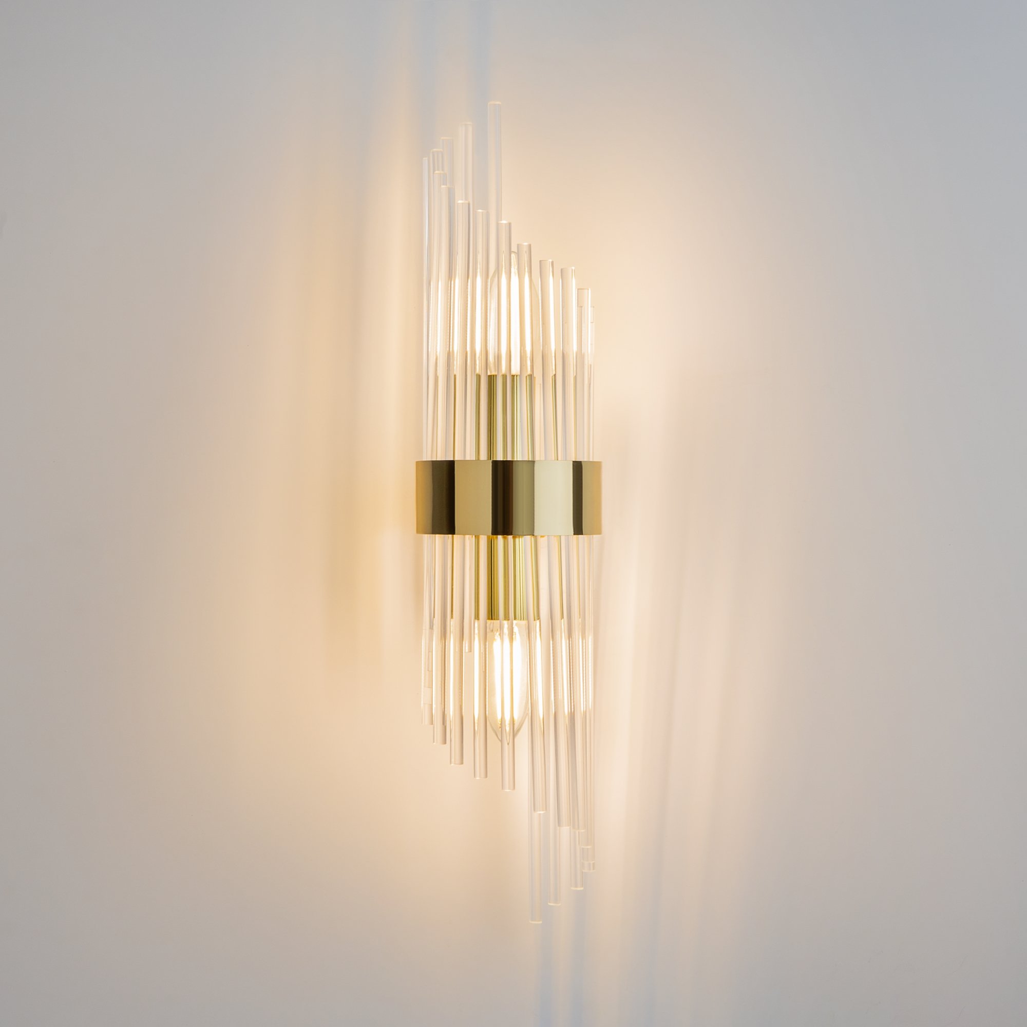 картинка Настенный светильник (бра) Maytoni MOD174WL-02G