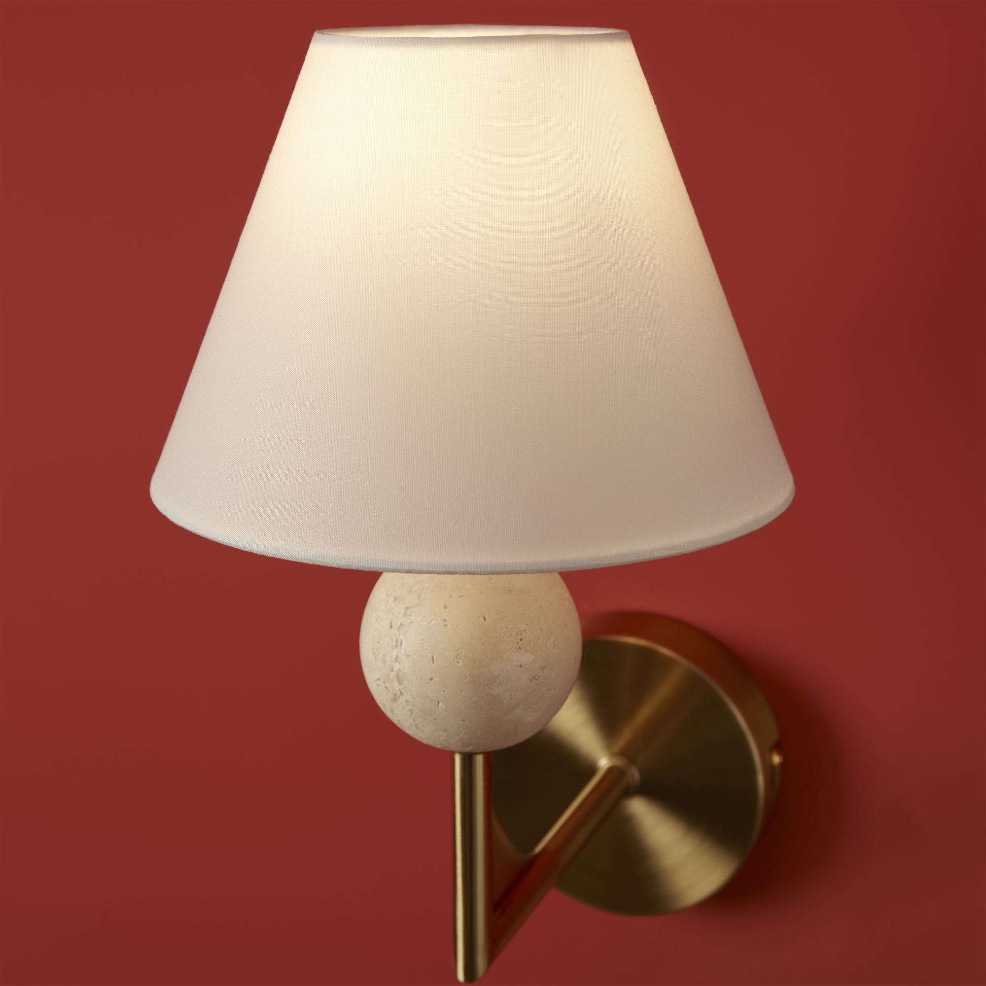 картинка Настенный светильник (бра) Freya FR2043WL-01BS