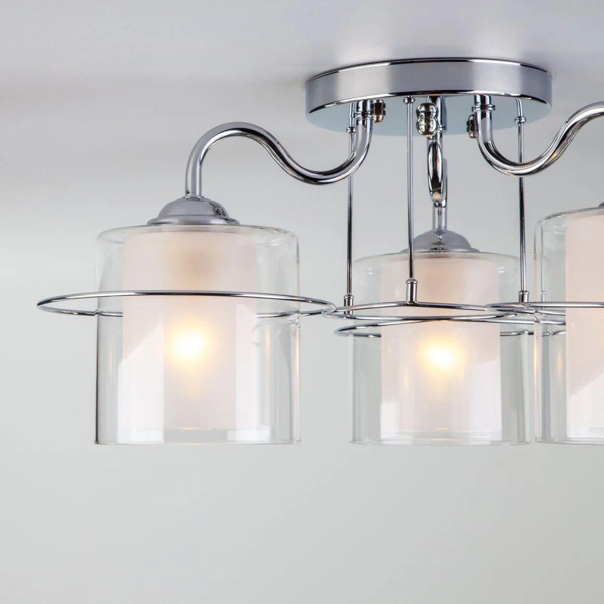 картинка Потолочная люстра со стеклянными плафонами 30160/3 хром