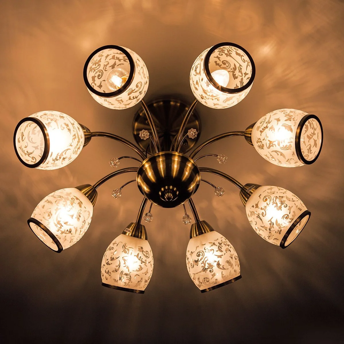 картинка Потолочная люстра с хрусталем 30026/8 античная бронза