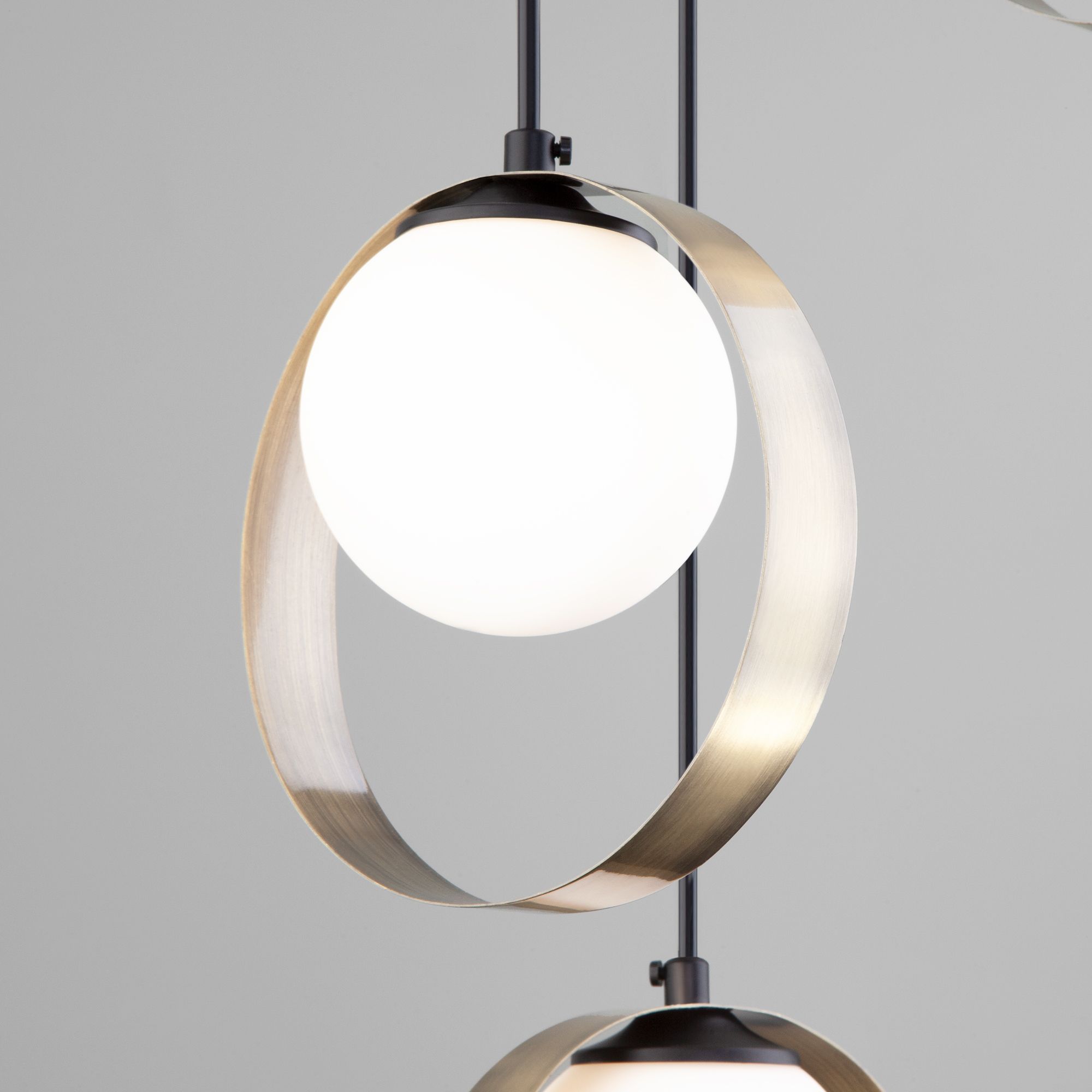 картинка Подвесной светильник со стеклянными плафонами 50205/3 черный/бронза