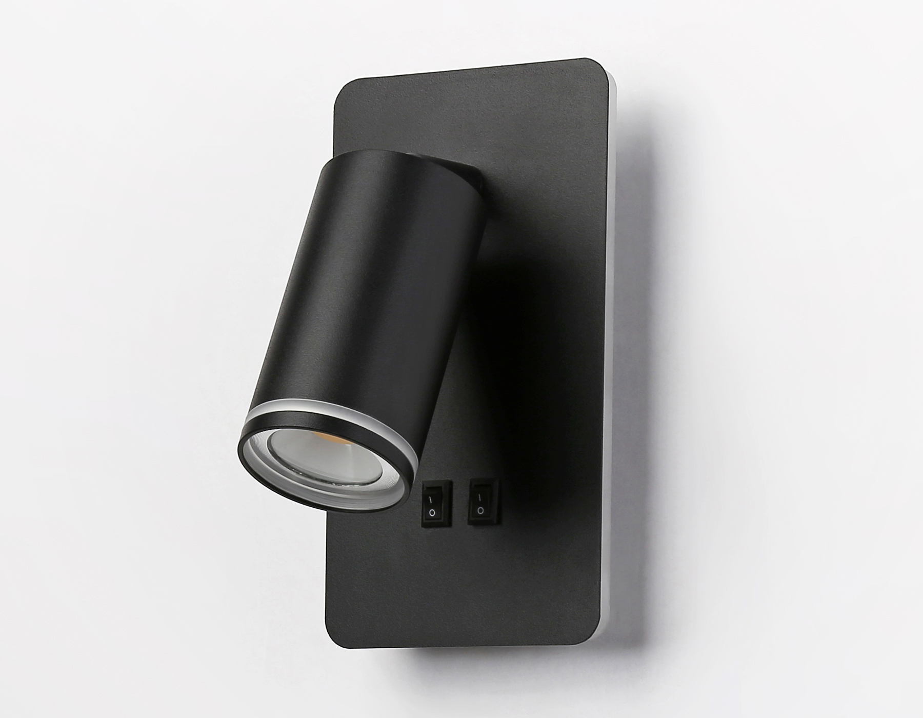 картинка Настенный светильник с выключателем FW2466