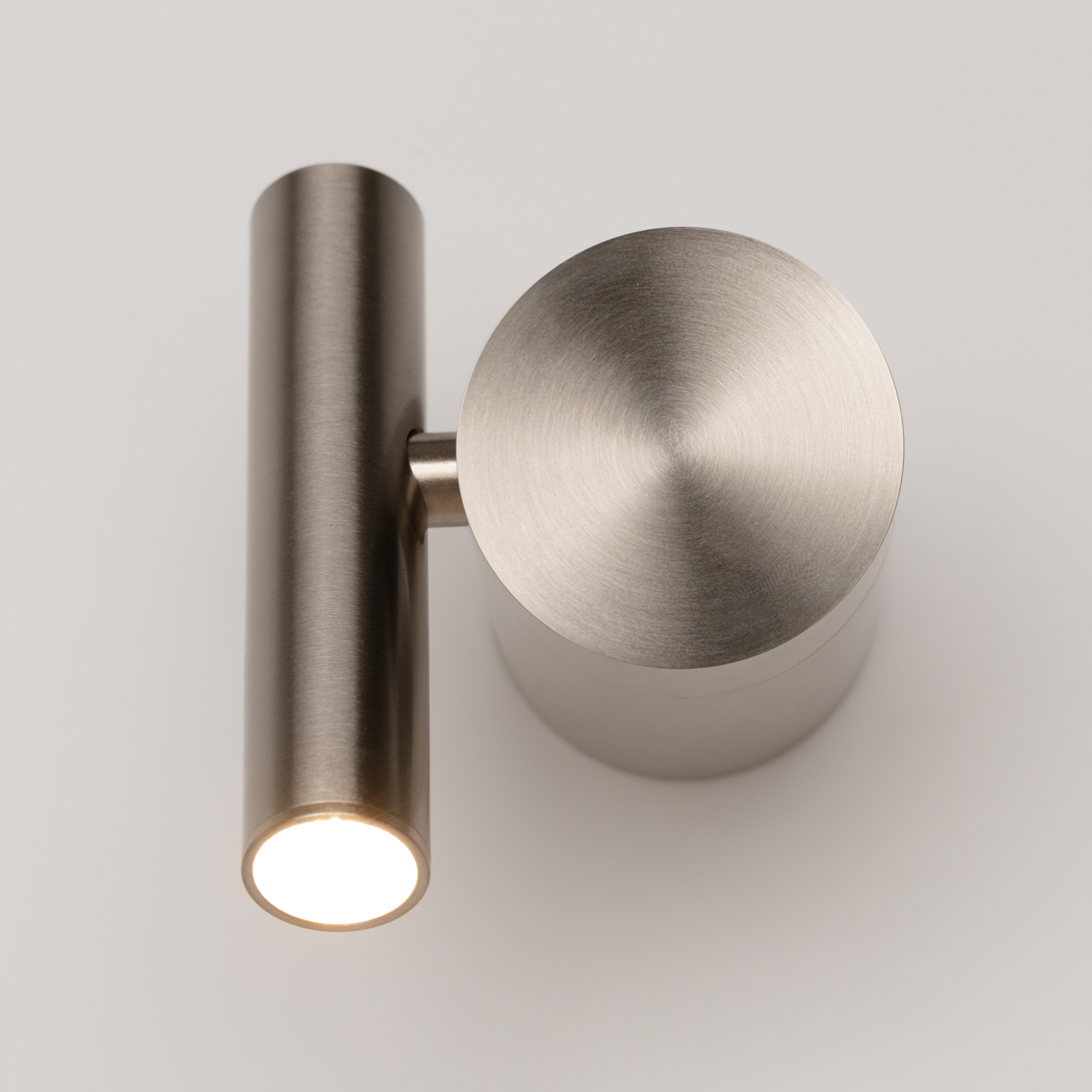 картинка Настенный светильник (бра) Maytoni MOD433WL-L3N3K1