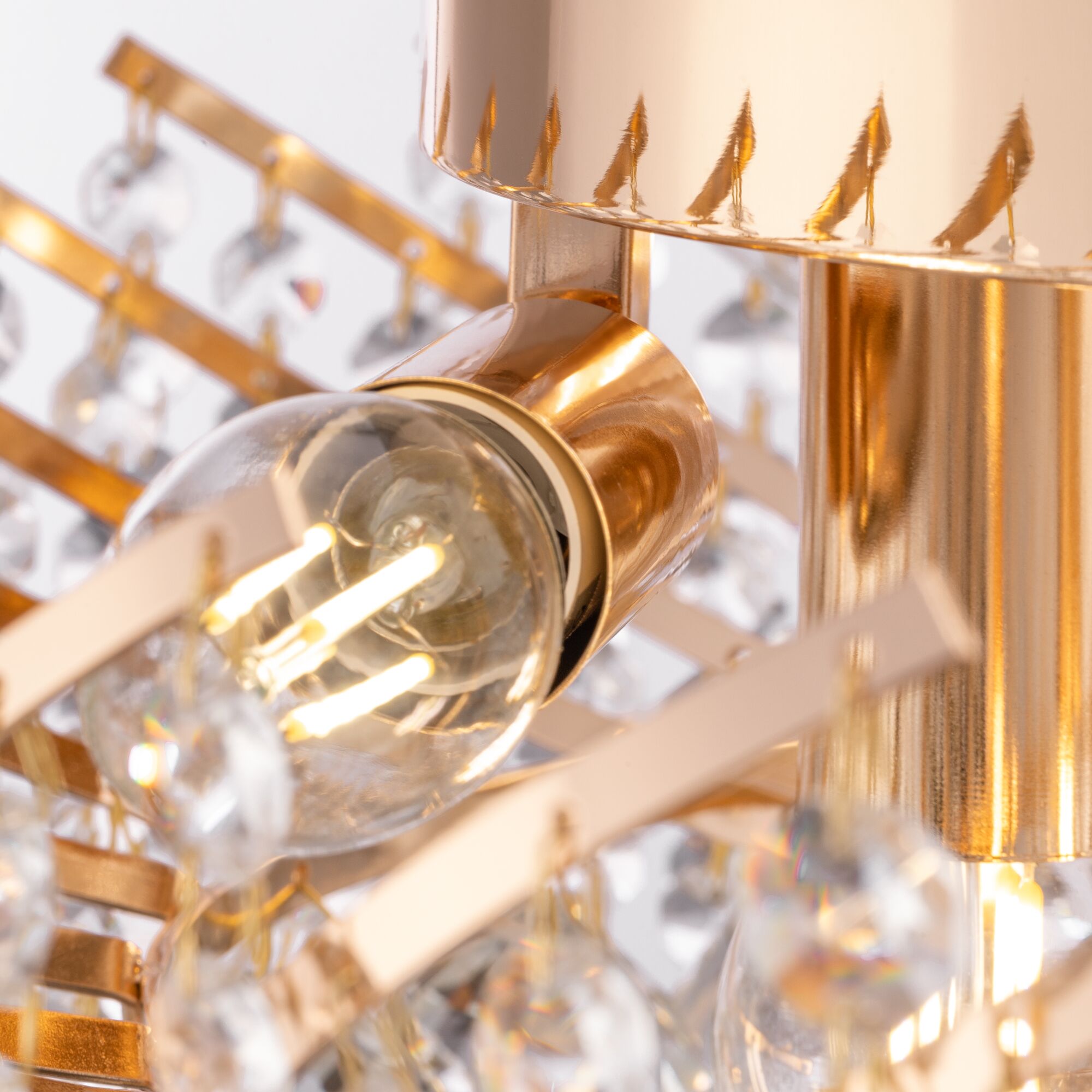 картинка Люстра Maytoni DIA120-06-G