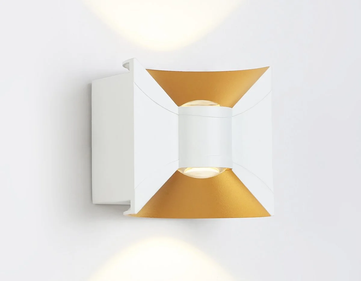 картинка Уличный настенный светодиодный светильник IP54 ST4471