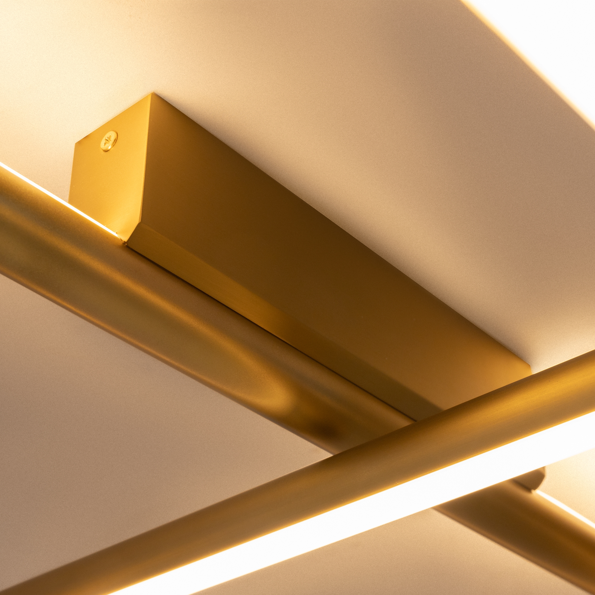 картинка Потолочный светильник Maytoni MOD278CL-L50G3K