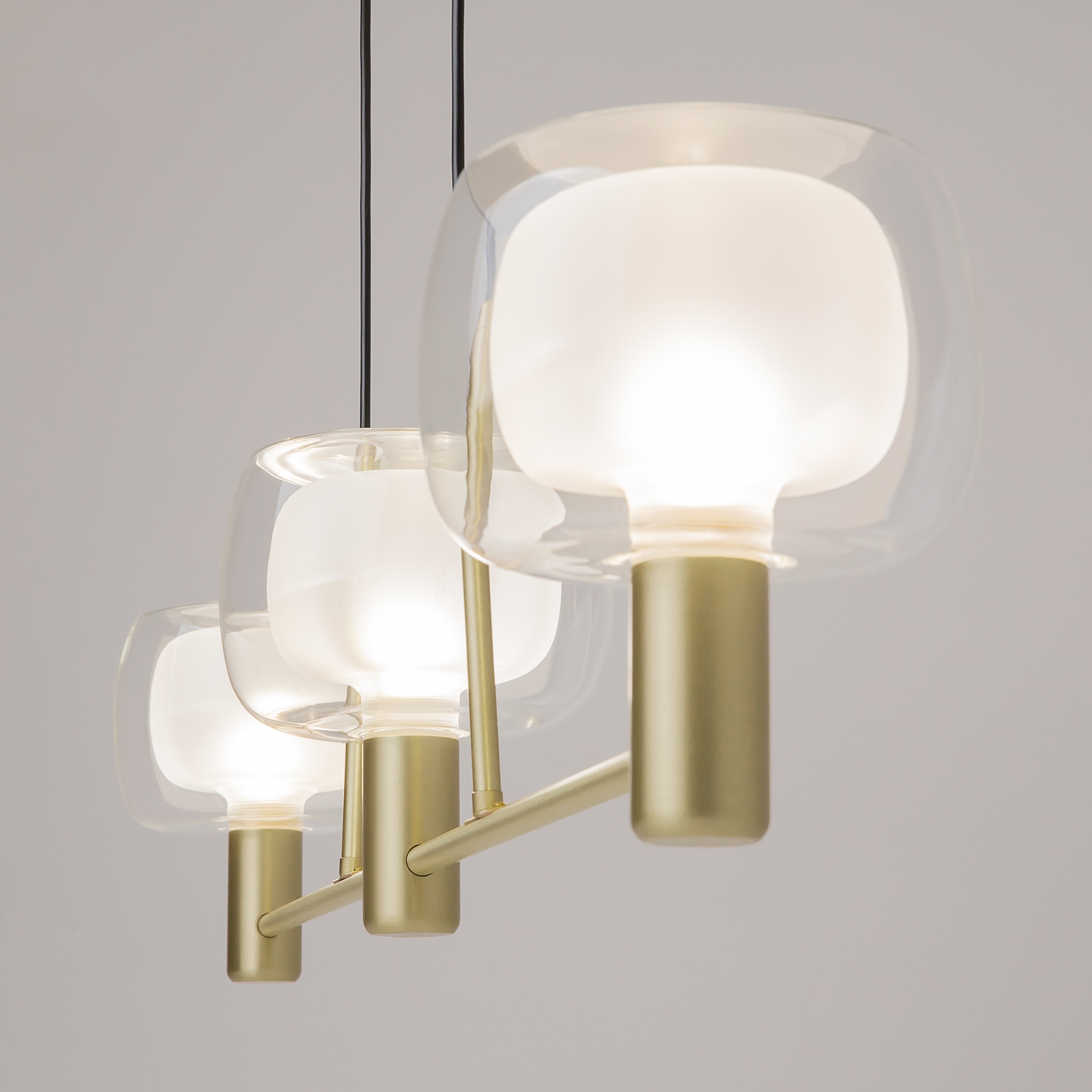 картинка Подвесной светильник Maytoni MOD411PL-03G