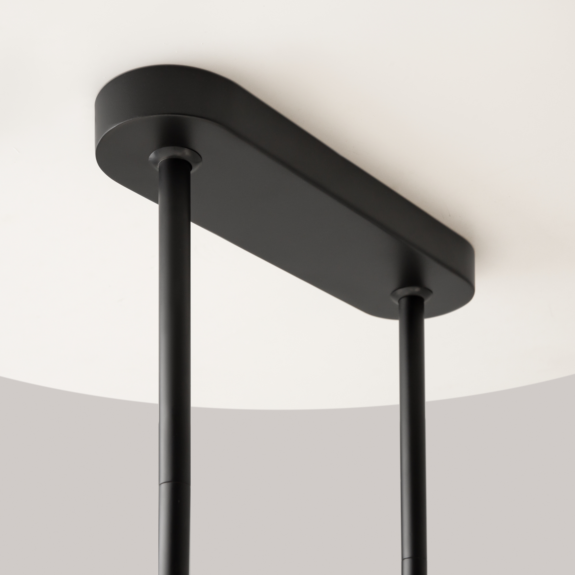 картинка Подвесной светильник Maytoni MOD333PL-06B1