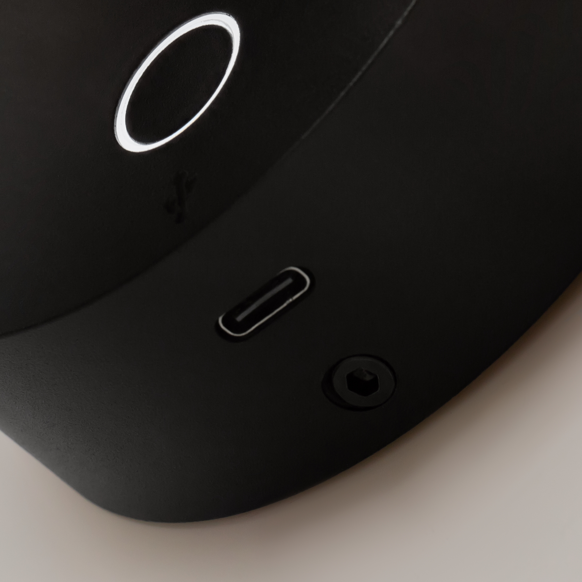 картинка Настенный светильник (бра) Technical C079WL-L3B3K