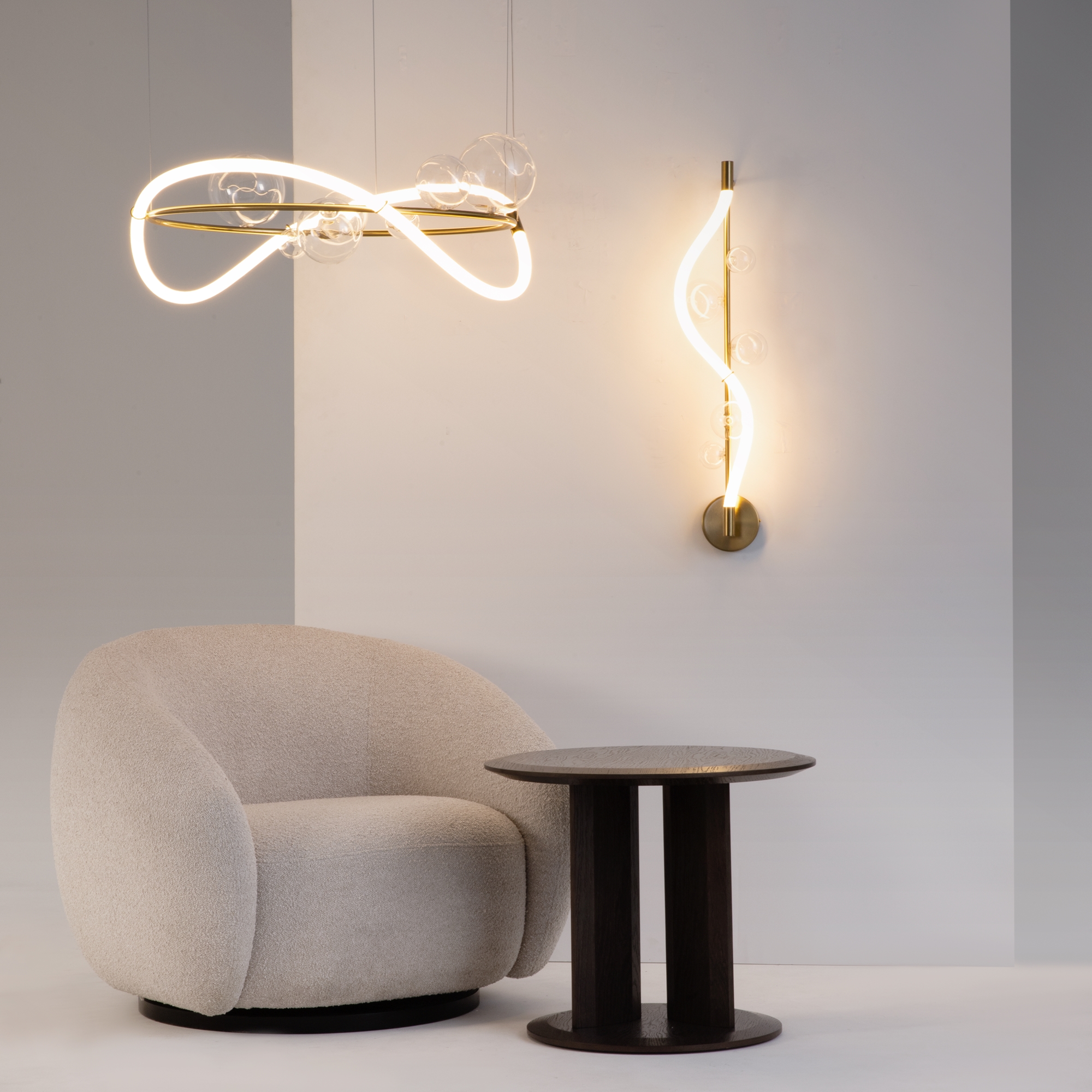 картинка Настенный светильник (бра) Maytoni MOD289WL-L18BS3K