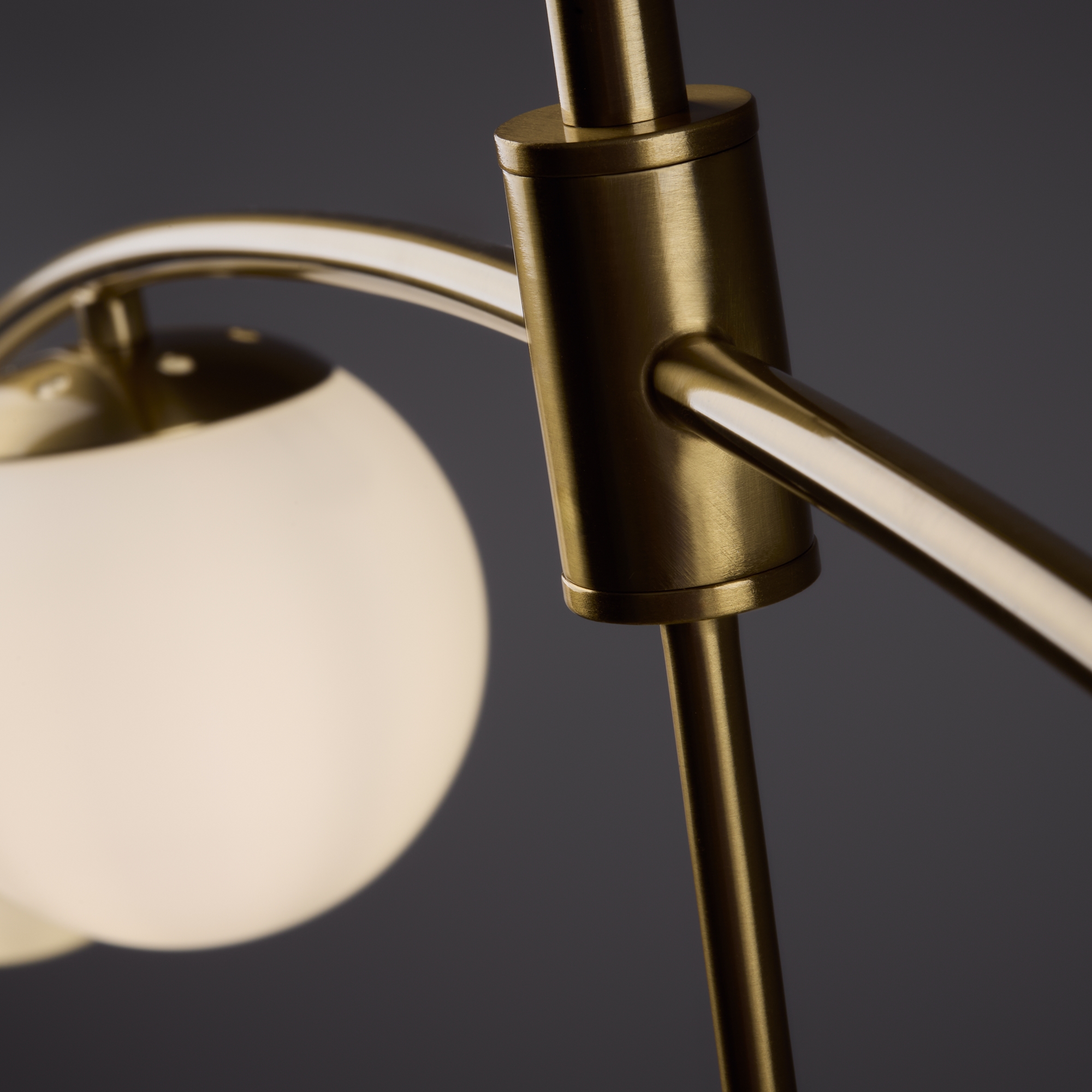 картинка Потолочный светильник Freya FR5443CL-04BS