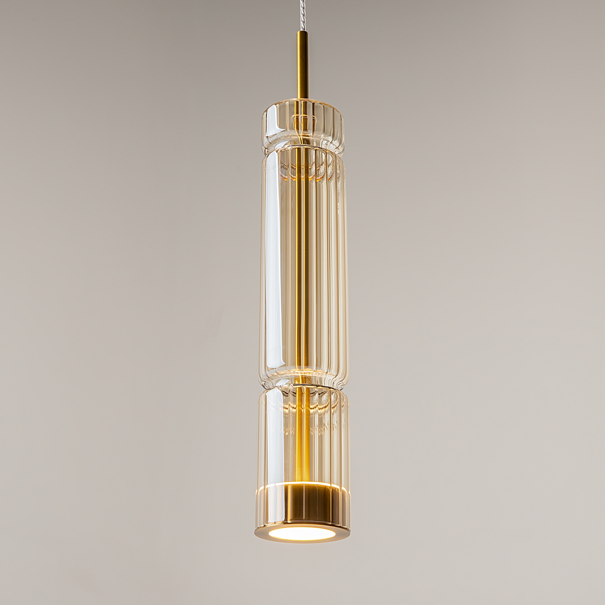 картинка Подвесной светильник Maytoni MOD272PL-L12BS3K1