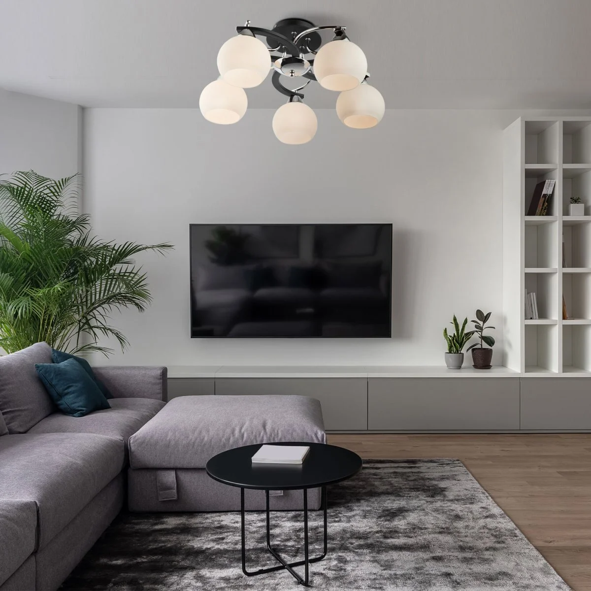 картинка Потолочная люстра с белыми плафонами 9654/5 хром/черный