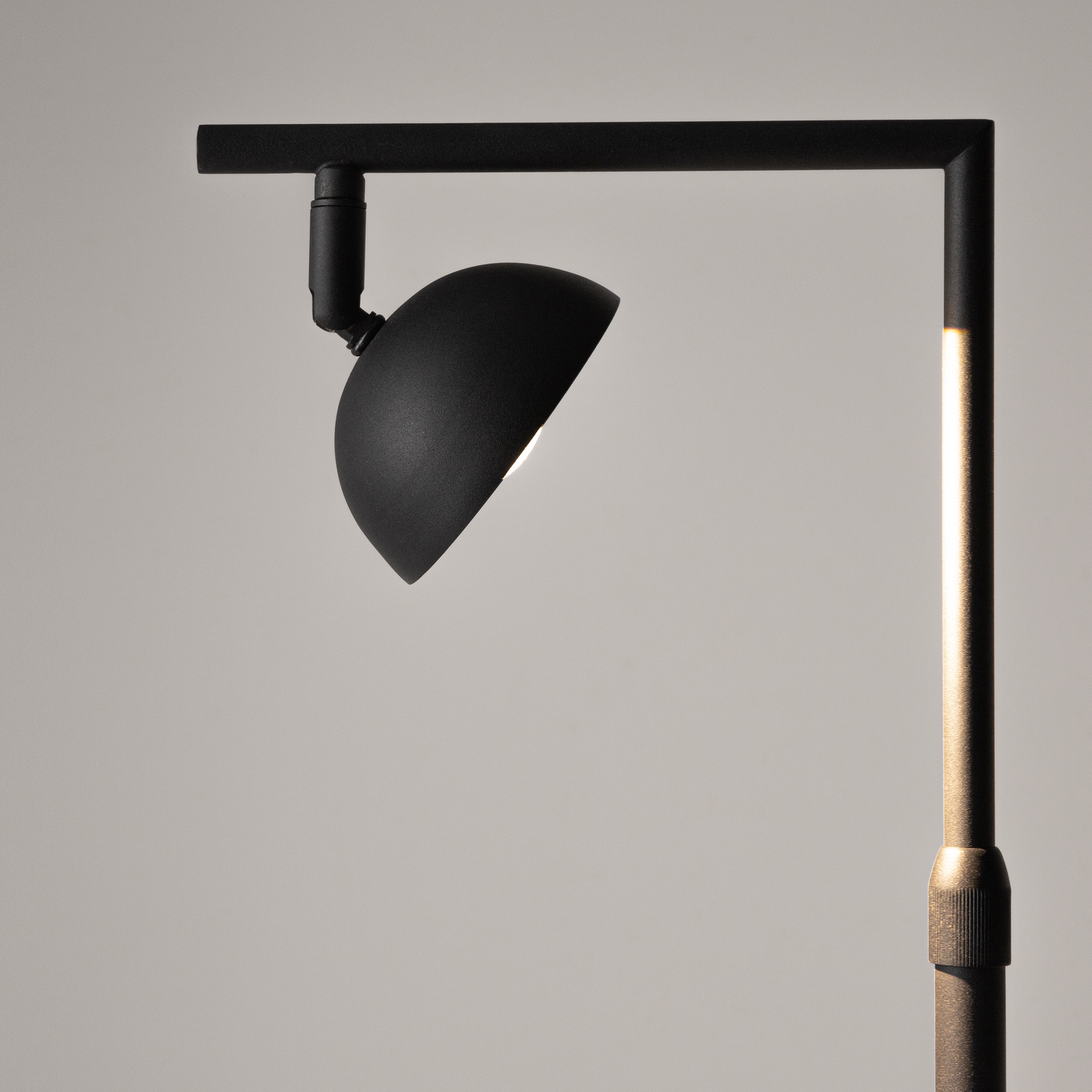 картинка Напольный светильник (торшер) Maytoni MOD372FL-L10B3K