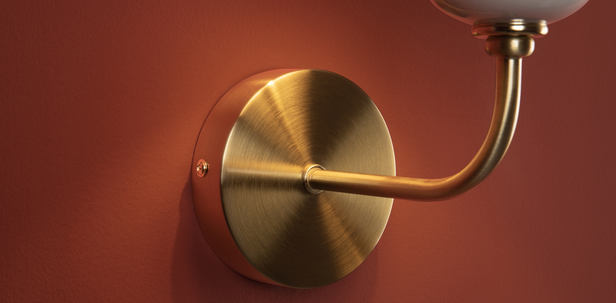 картинка Настенный светильник (бра) Freya FR2038WL-01BS