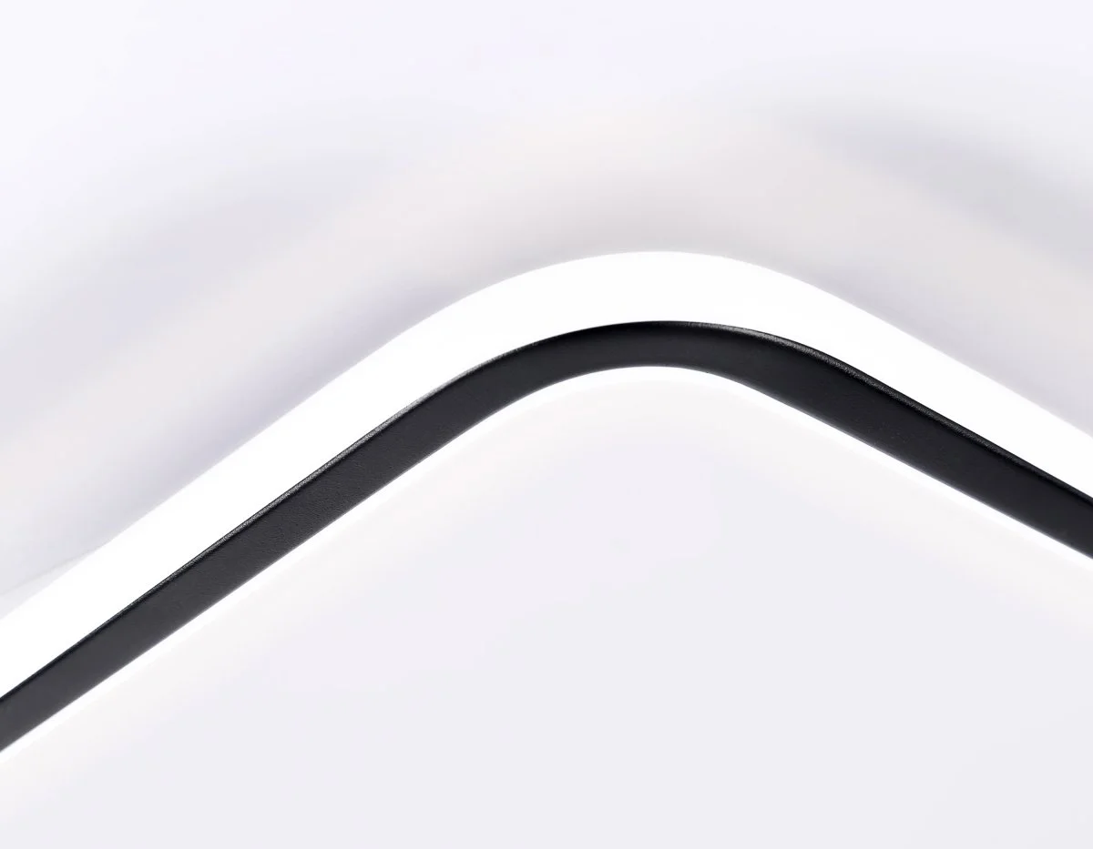 картинка Потолочный светодиодный светильник с пультом управления