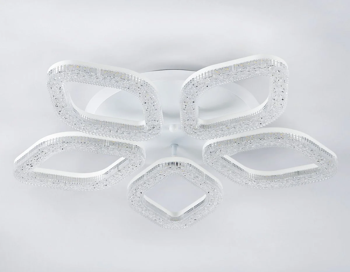 картинка Потолочный светодиодный светильник с RGB подсветкой и пультом