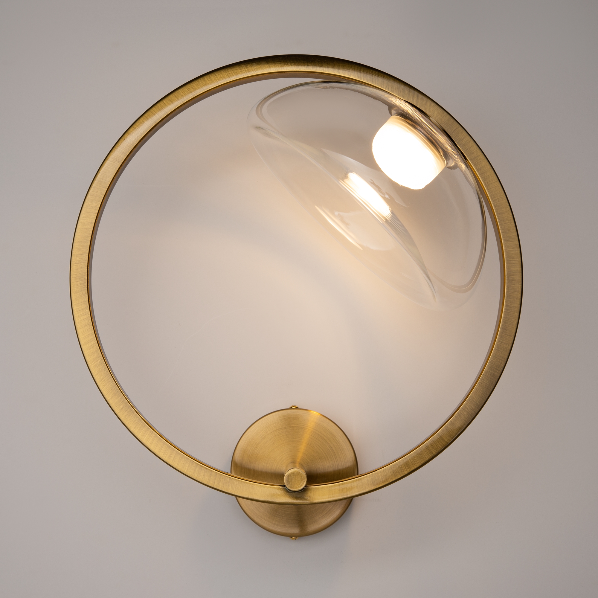 картинка Настенный светильник (бра) Maytoni MOD327WL-L5BS3K