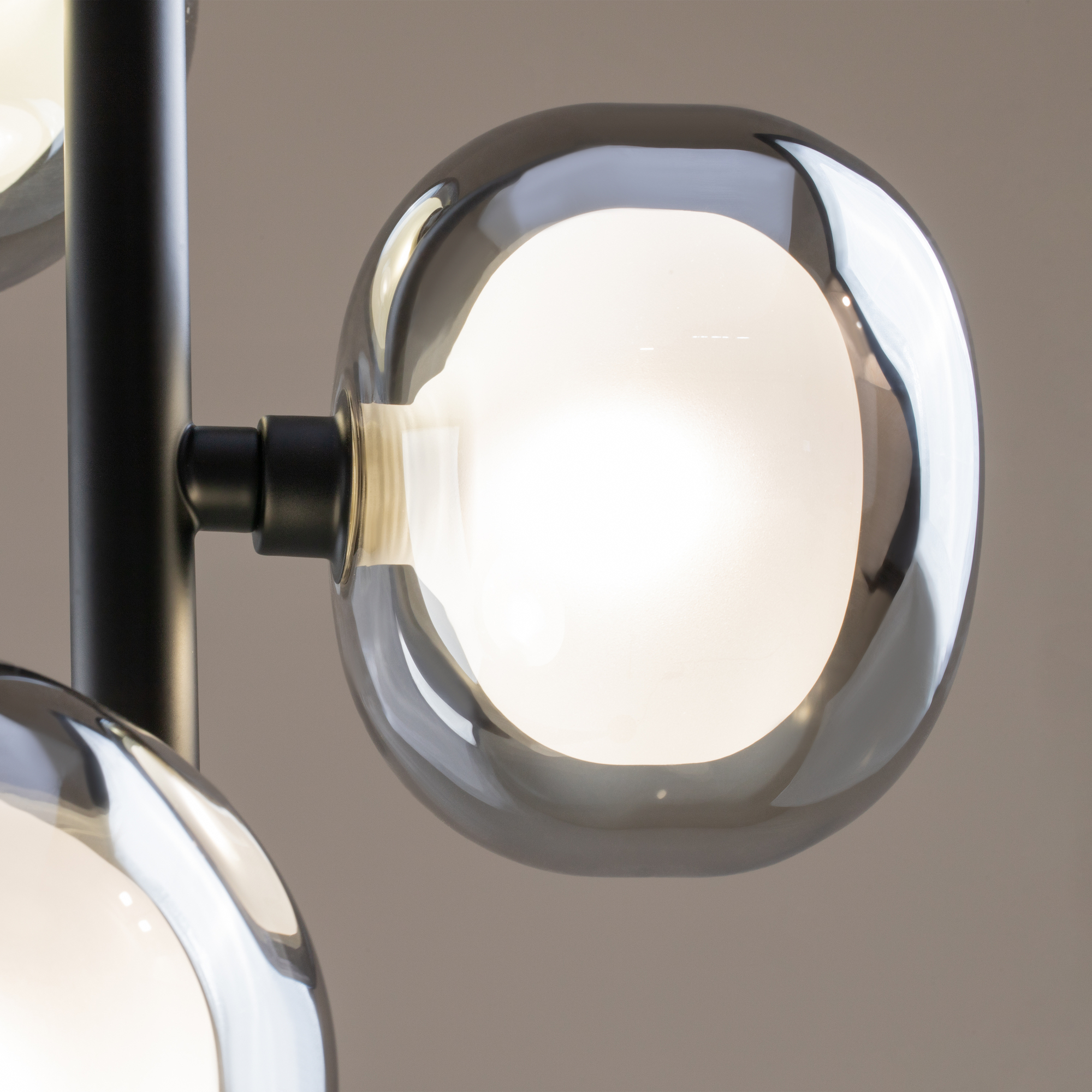 картинка Напольный светильник (торшер) Freya FR5435FL-03B