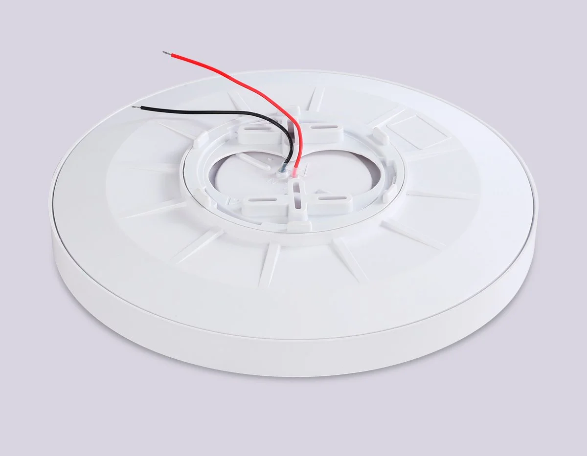 картинка Потолочный светодиодный светильник с высокой степенью защиты IP54