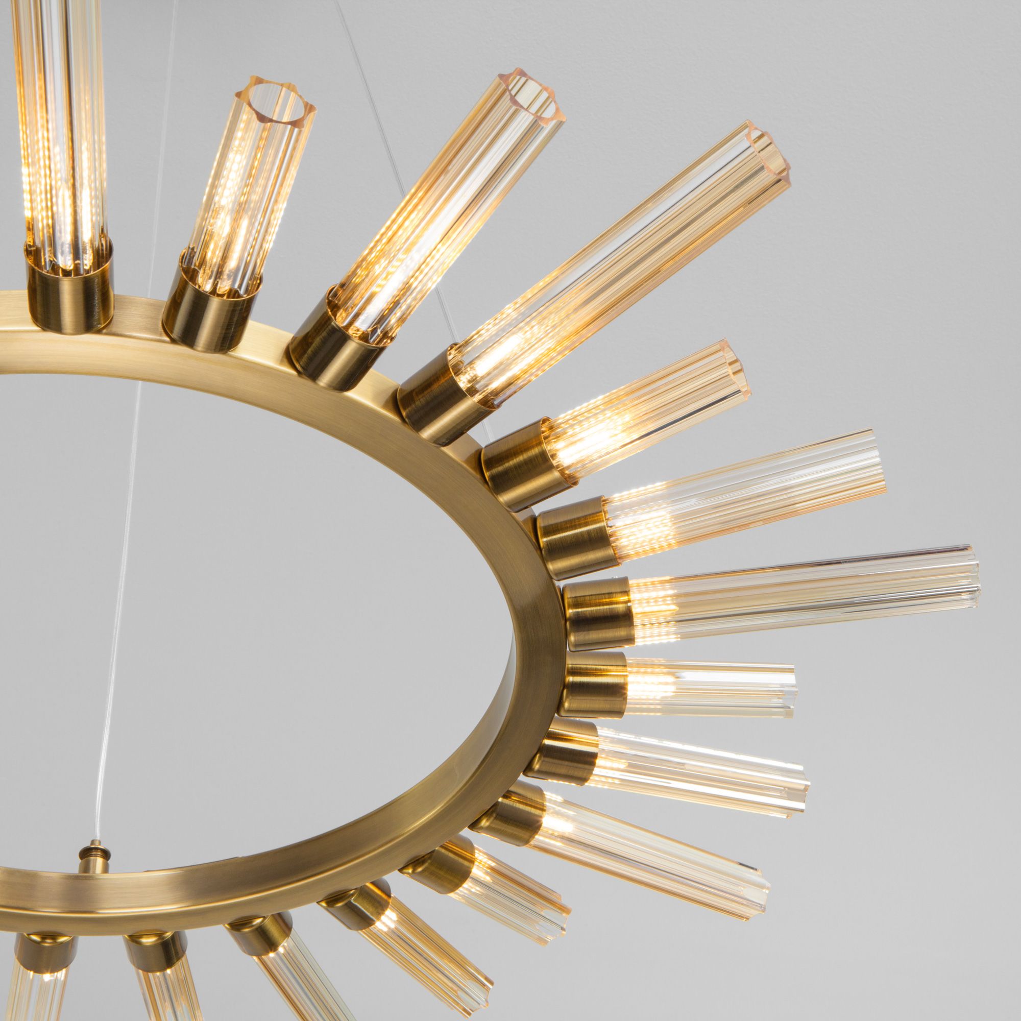 картинка Умный подвесной светильник со стеклянными плафонами 557 Smart