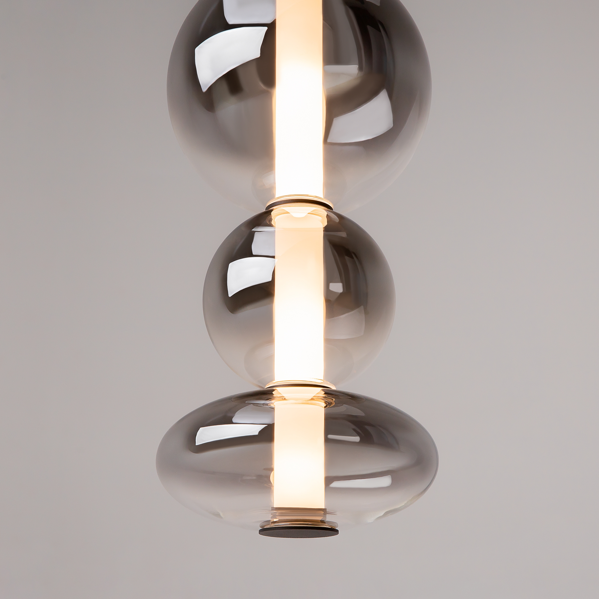 картинка Подвесной светильник Maytoni MOD307PL-L24B3K