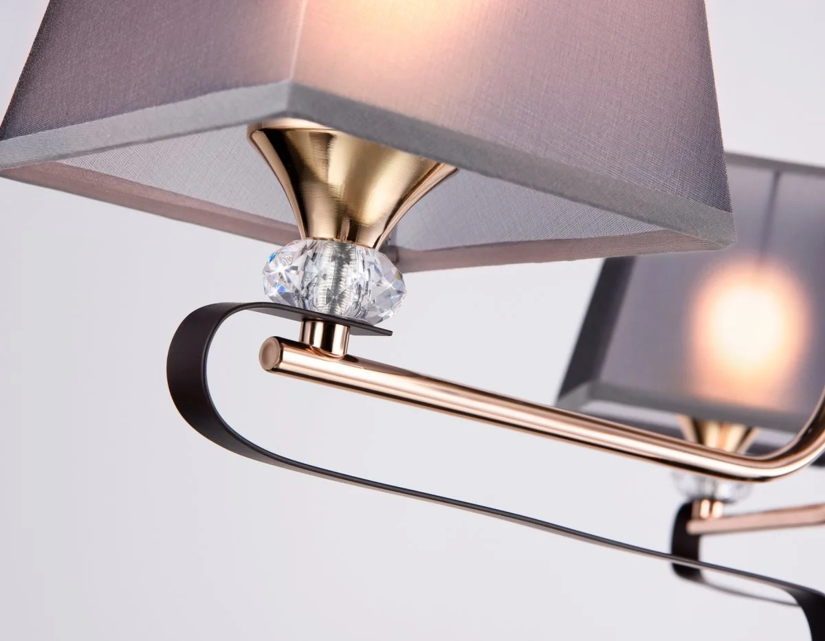 картинка Подвесная люстра с абажуром и хрусталем TR4614