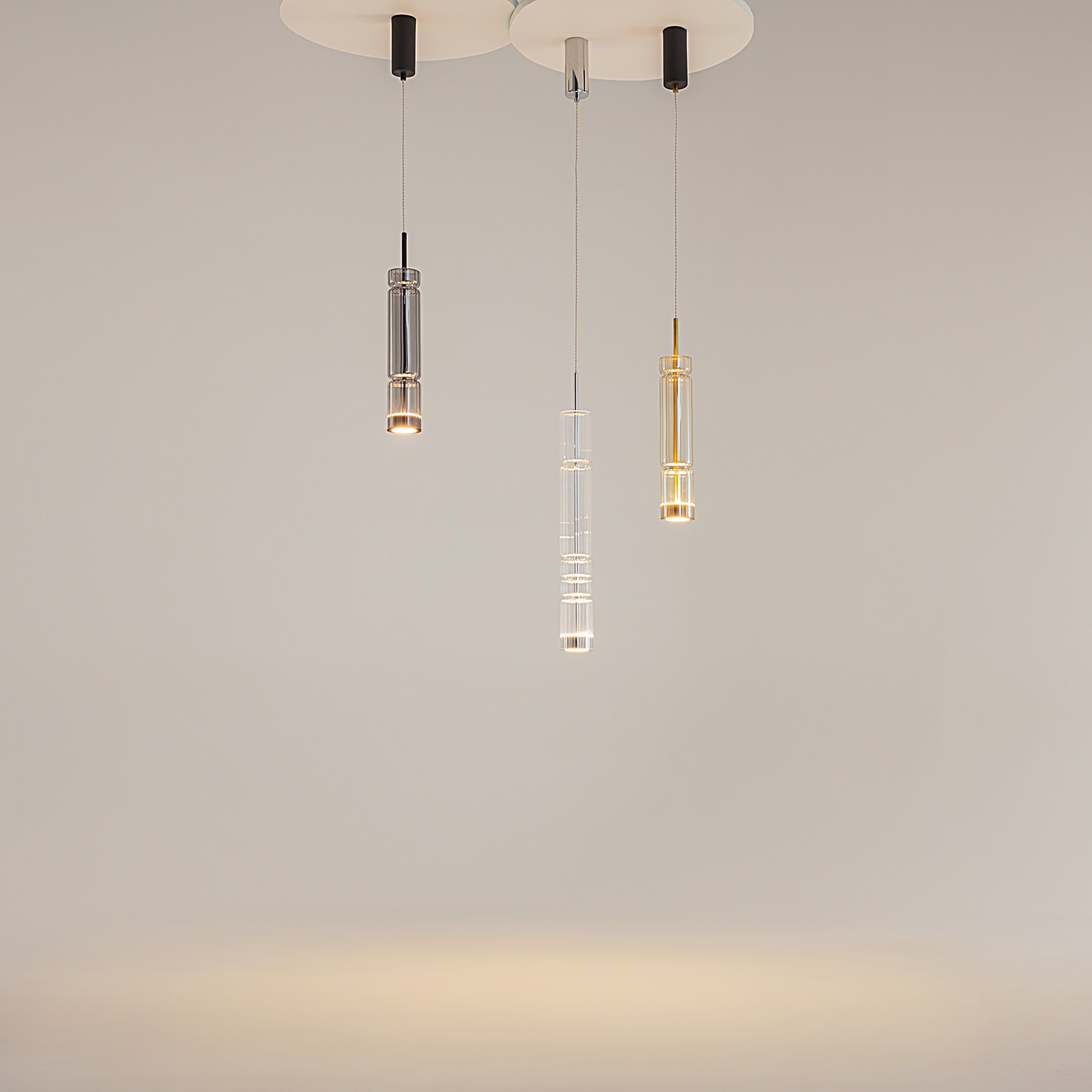 картинка Подвесной светильник Maytoni MOD272PL-L12BS3K1