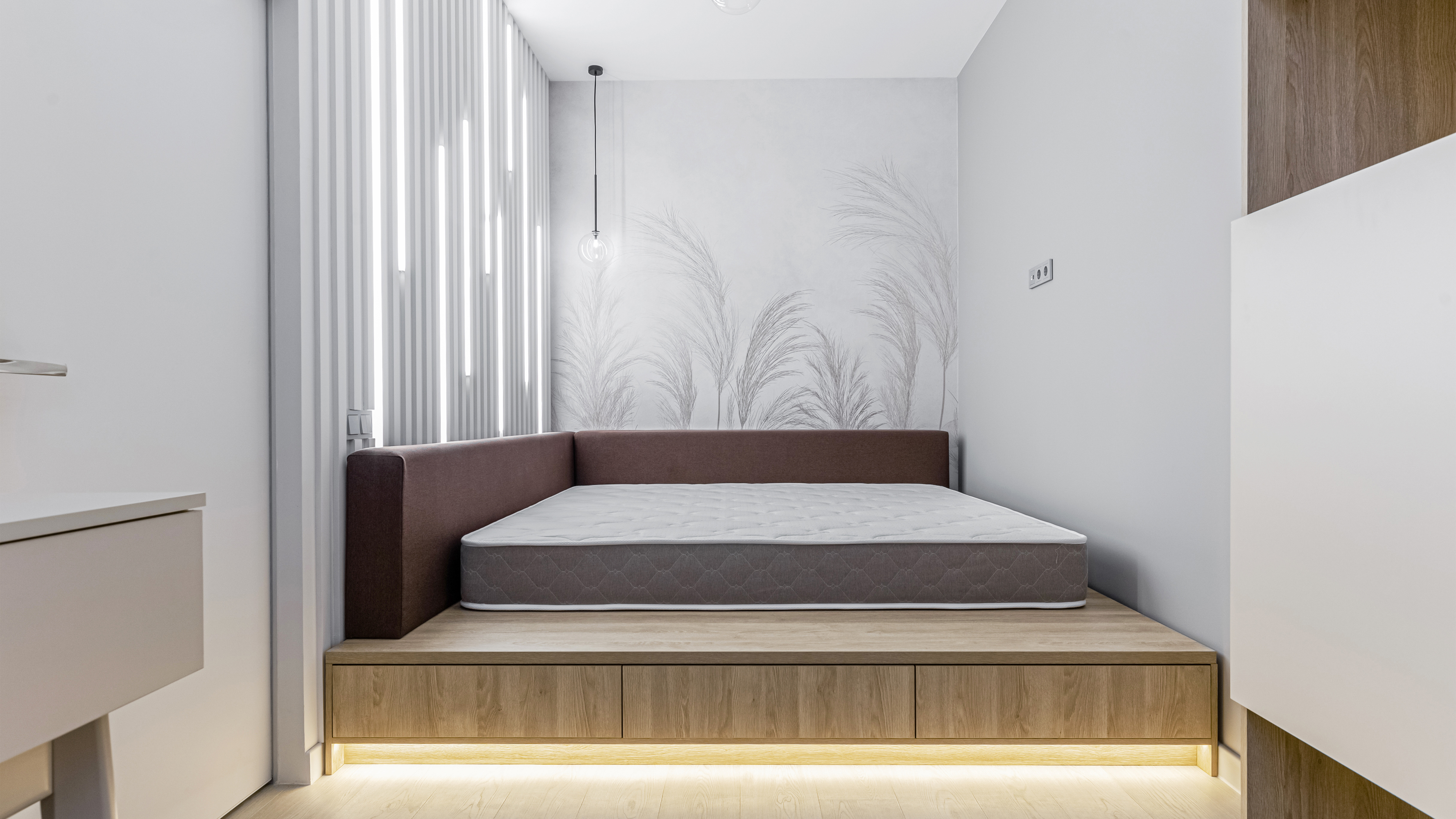 картинка Подвесной светильник Maytoni MOD172PL-01B