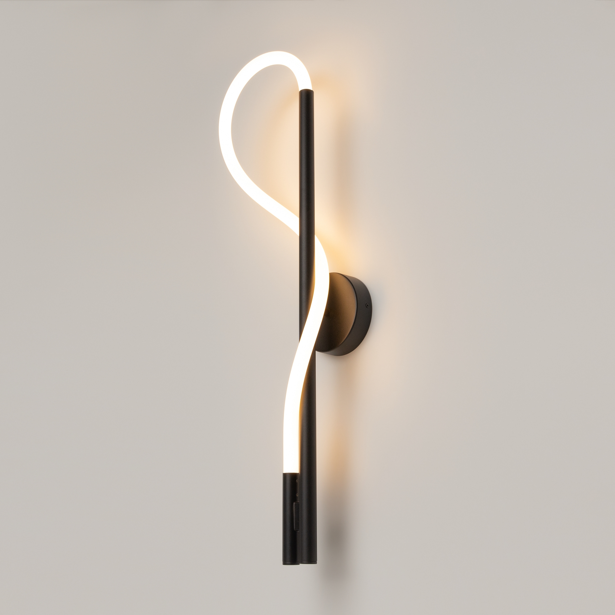 картинка Настенный светильник (бра) Maytoni MOD146WL-L12B3K