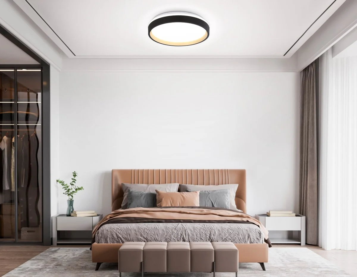 картинка Светодиодный светильник RGB с пультом управления