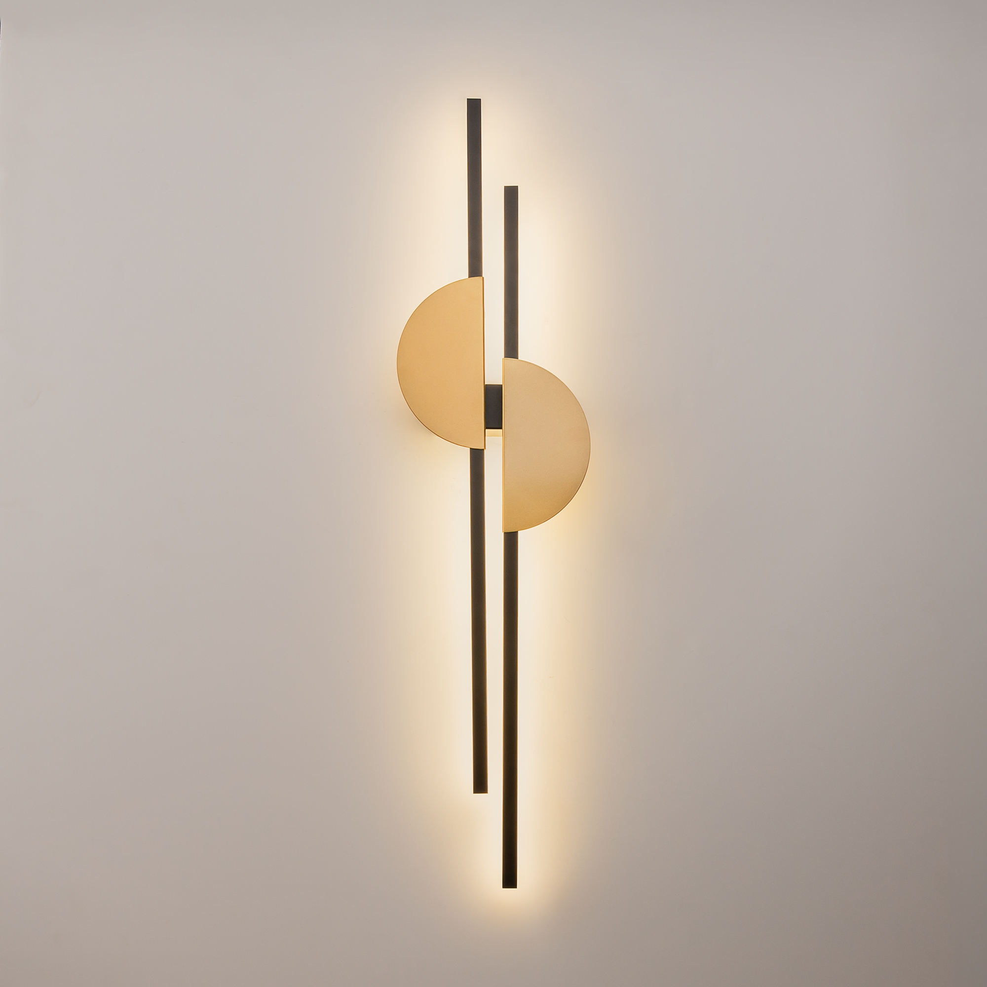 картинка Настенный светильник (бра) Maytoni MOD179WL-L22BS4K